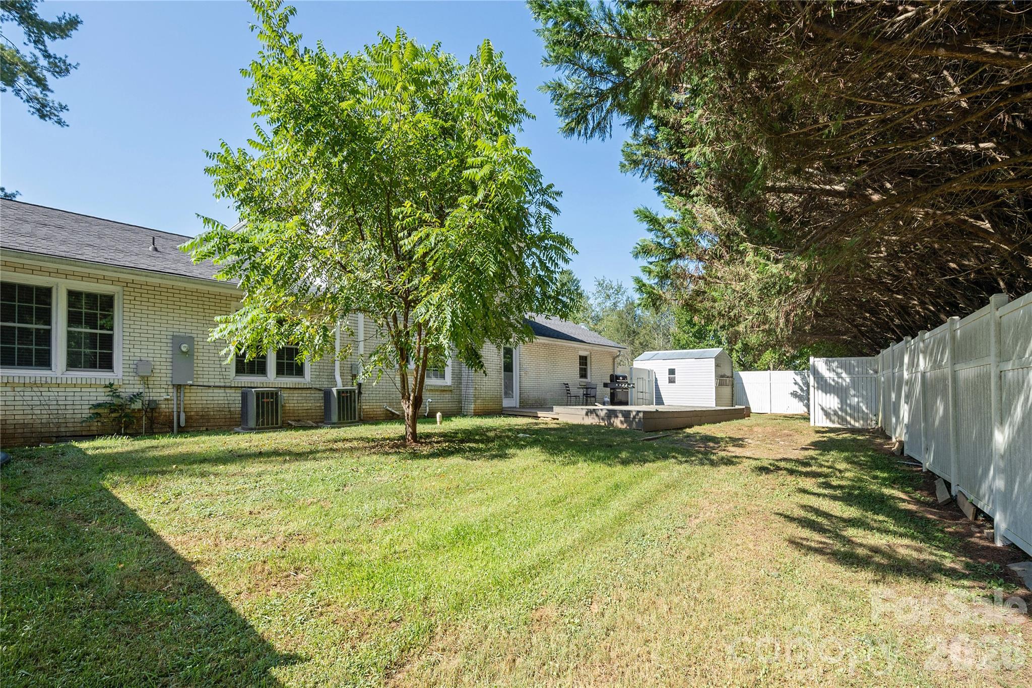 1376 Glenheath Drive Property Photo 27