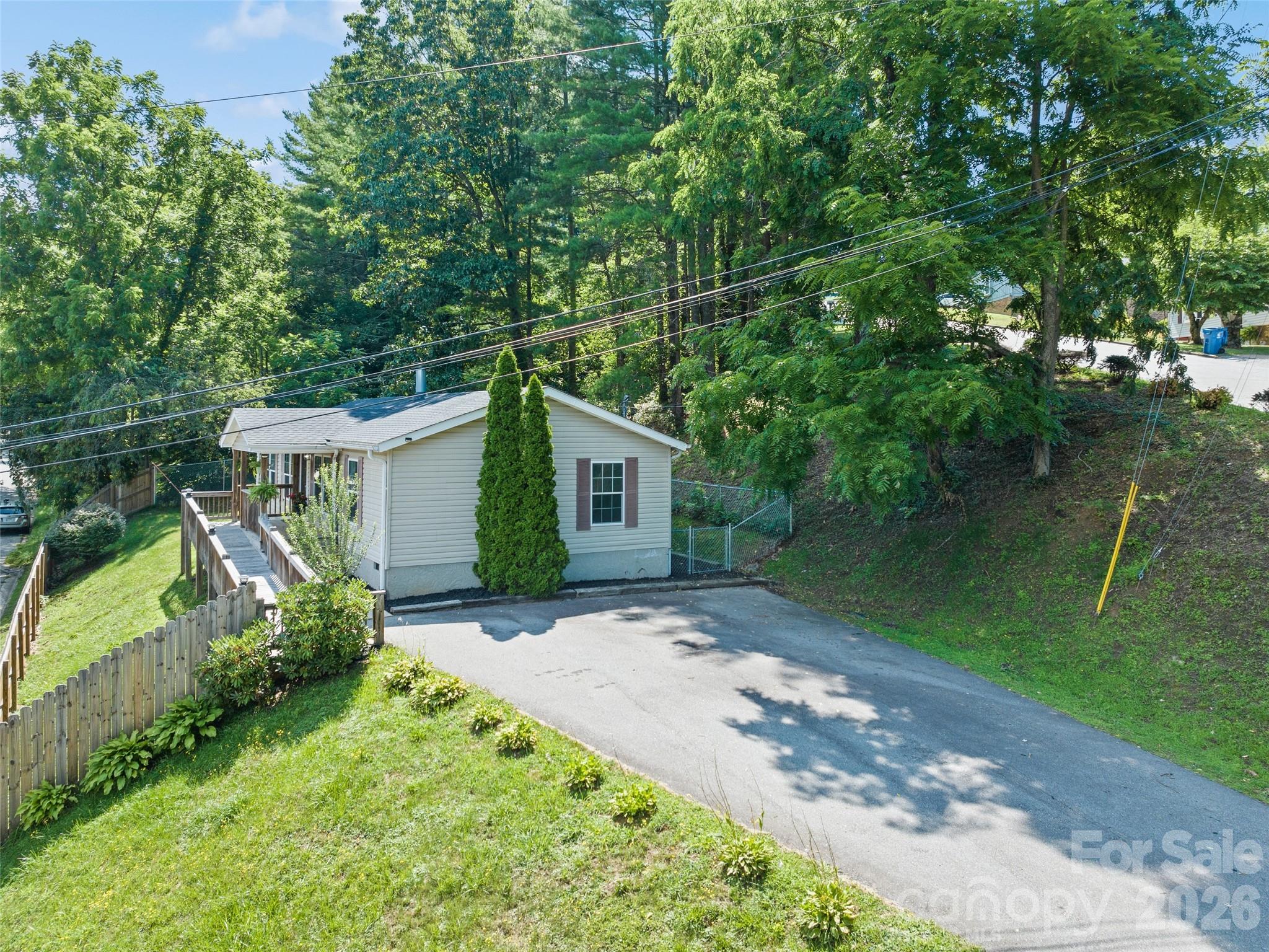 26 Cedar Street Property Photo 4