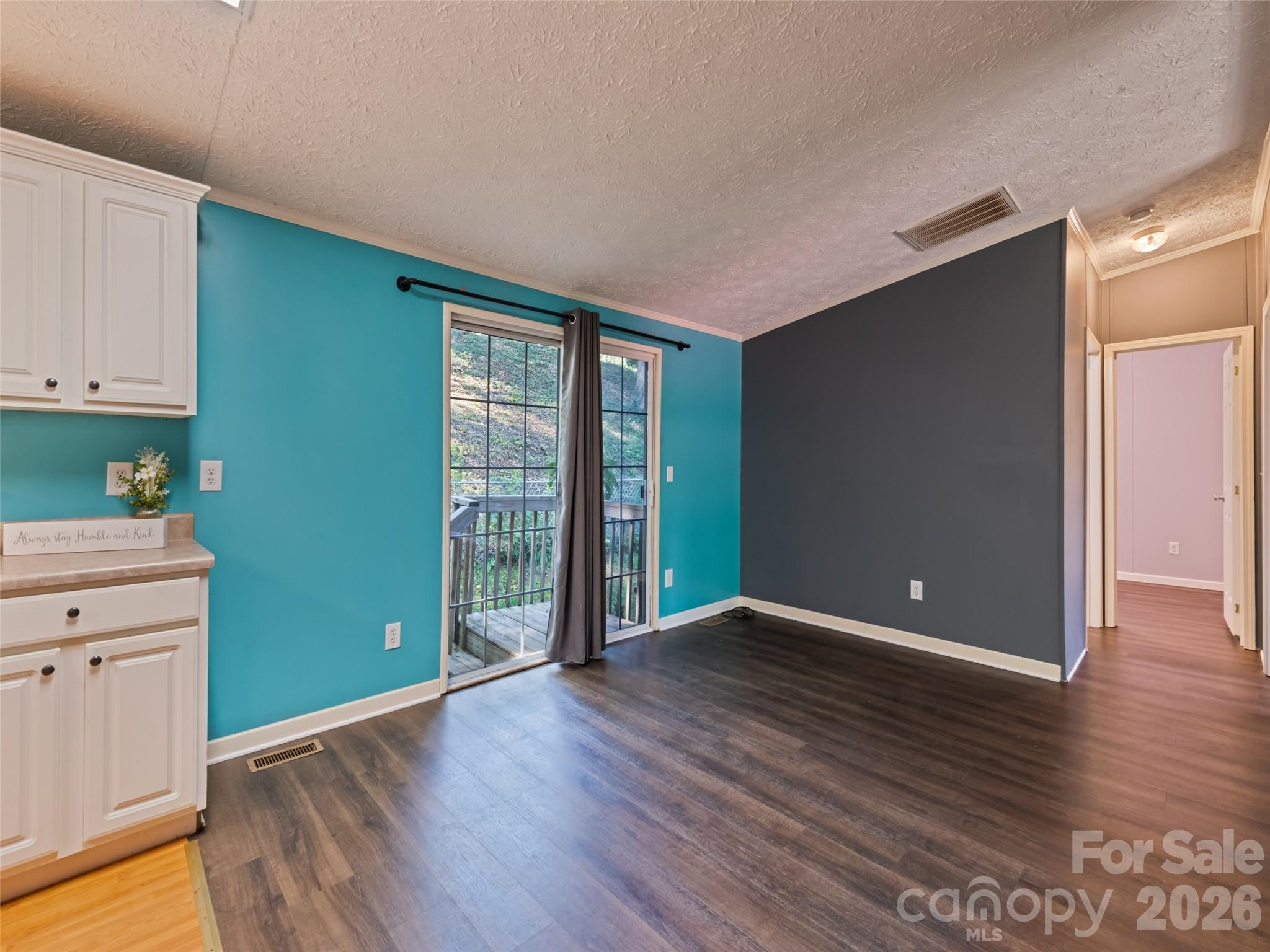 26 Cedar Street Property Photo 15