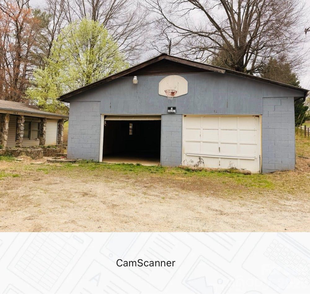103 Locust Street Property Photo 12