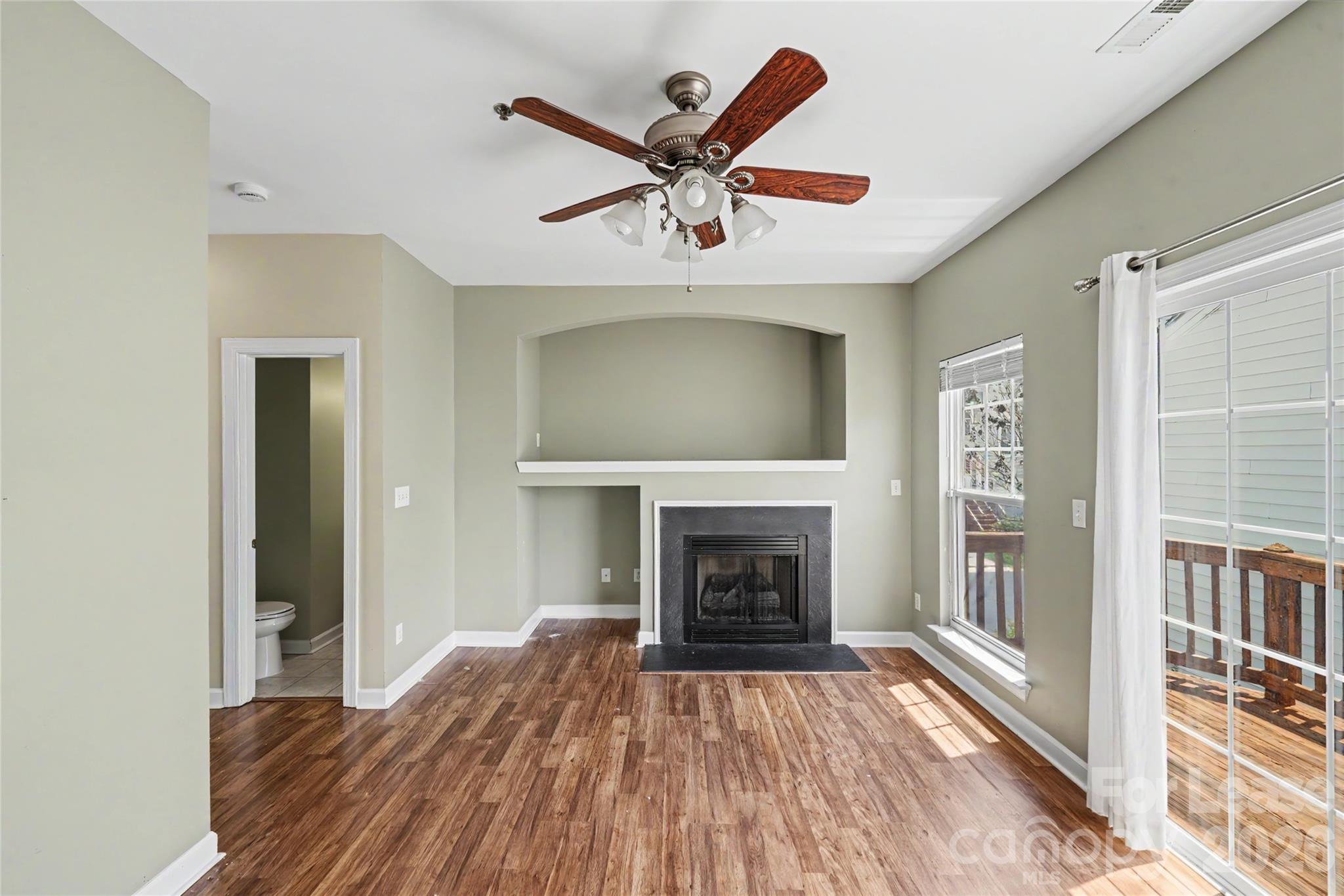 6424 Royal Celadon Way Property Photo 1