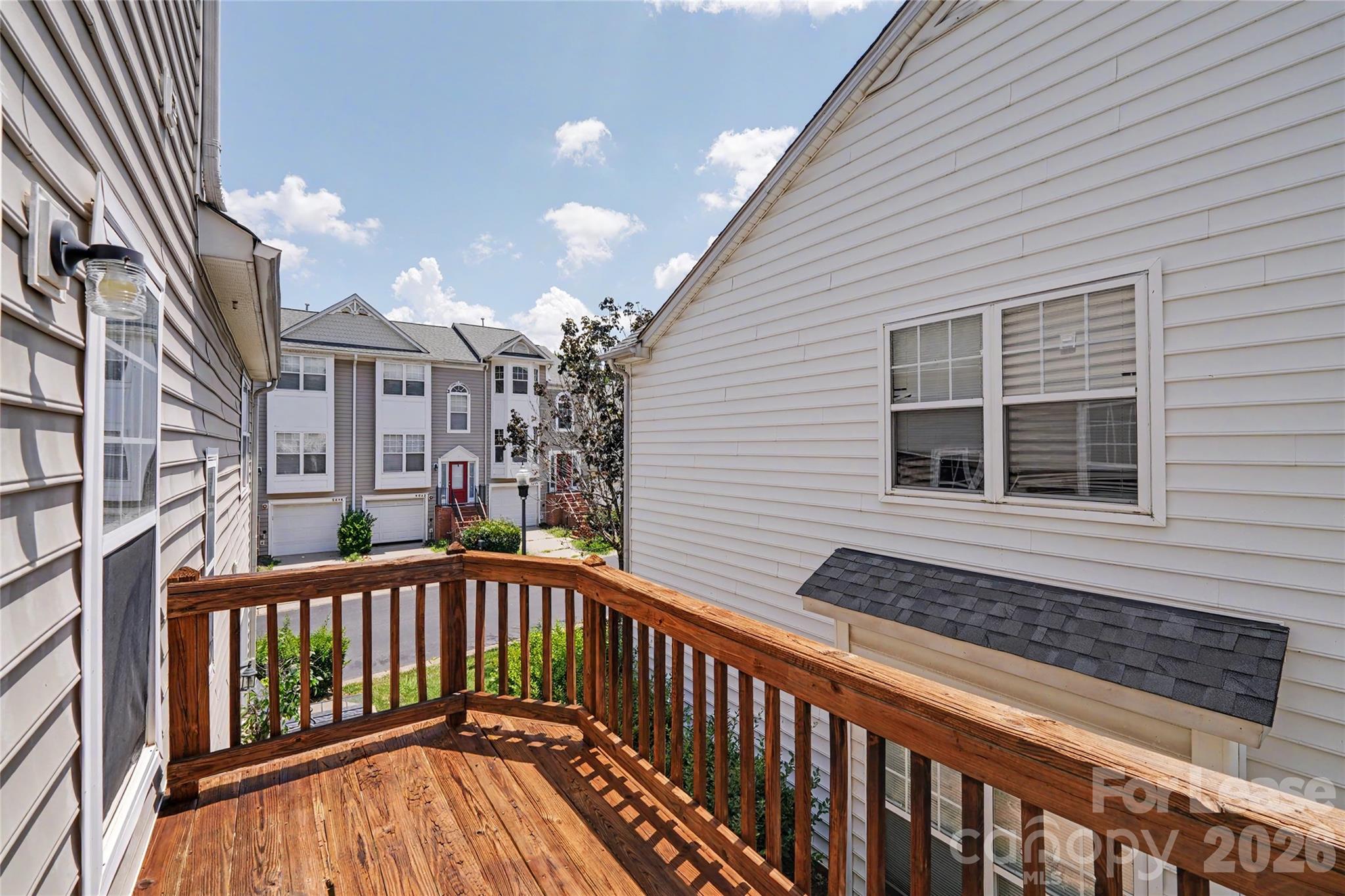 6424 Royal Celadon Way Property Photo 7
