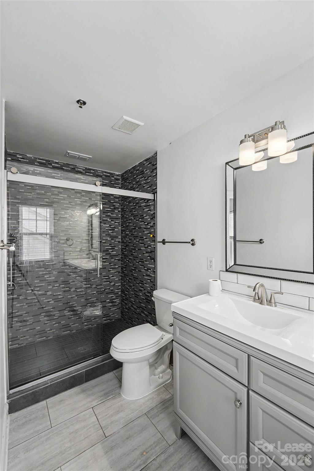 6424 Royal Celadon Way Property Photo 18