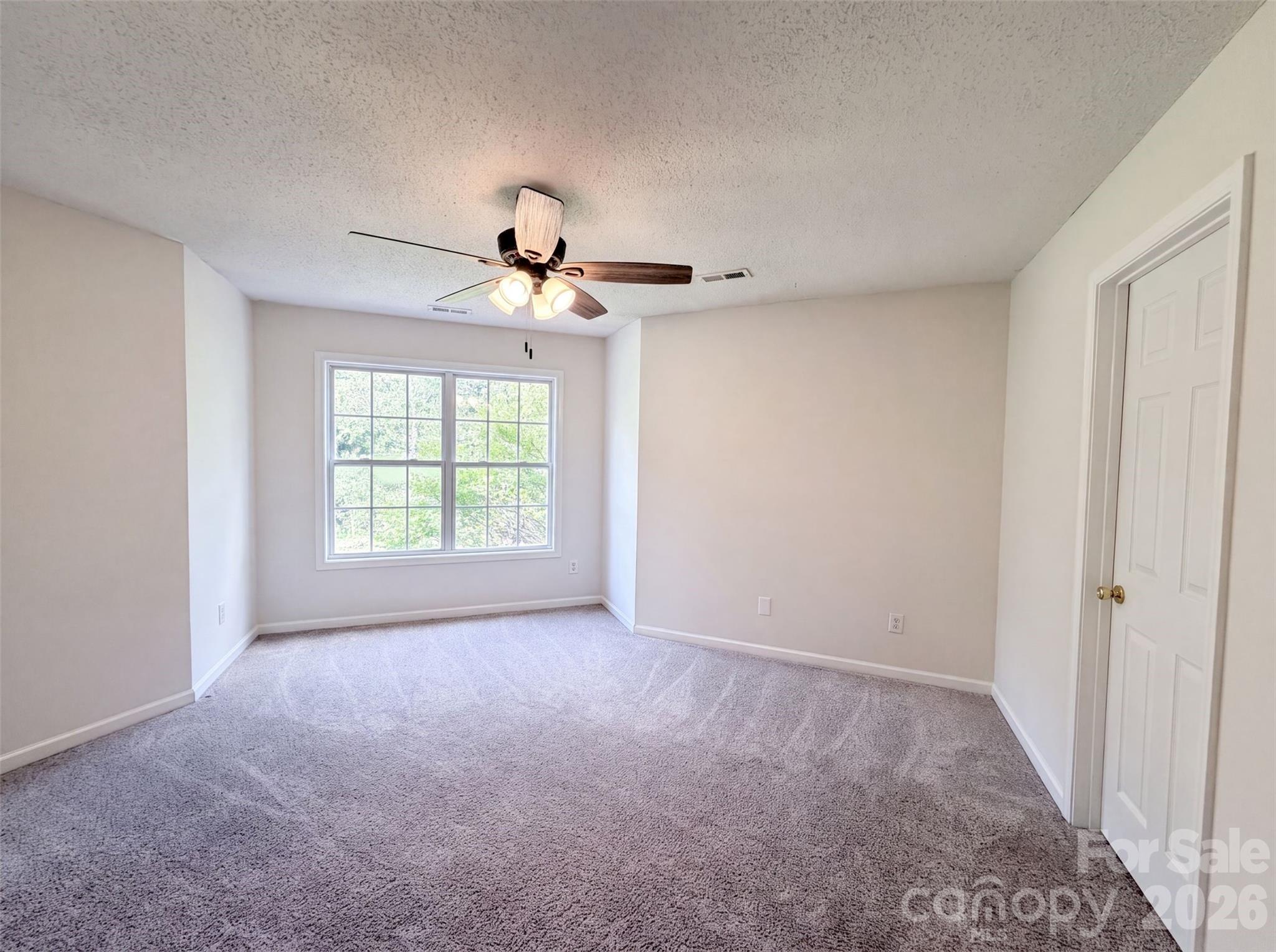 4270 Mountain Creek Road Property Photo 4