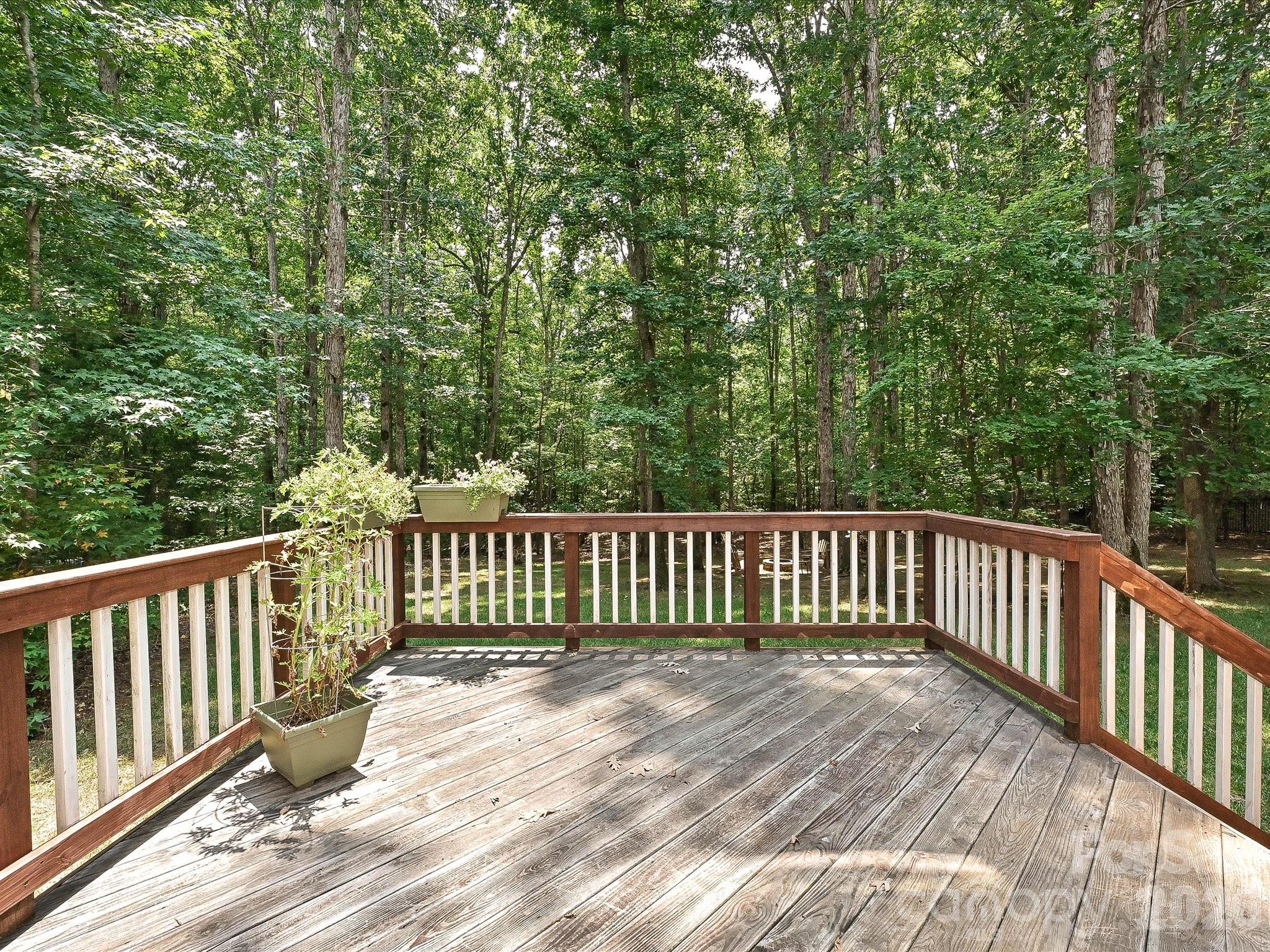 1336 Huntcliff Drive Property Photo 15