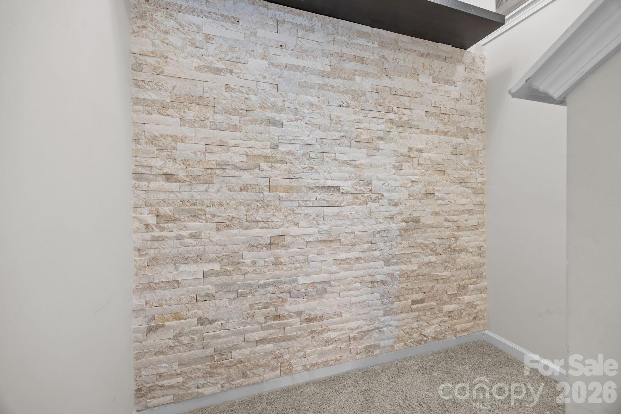 2045 Saddlebred Drive Property Photo 16