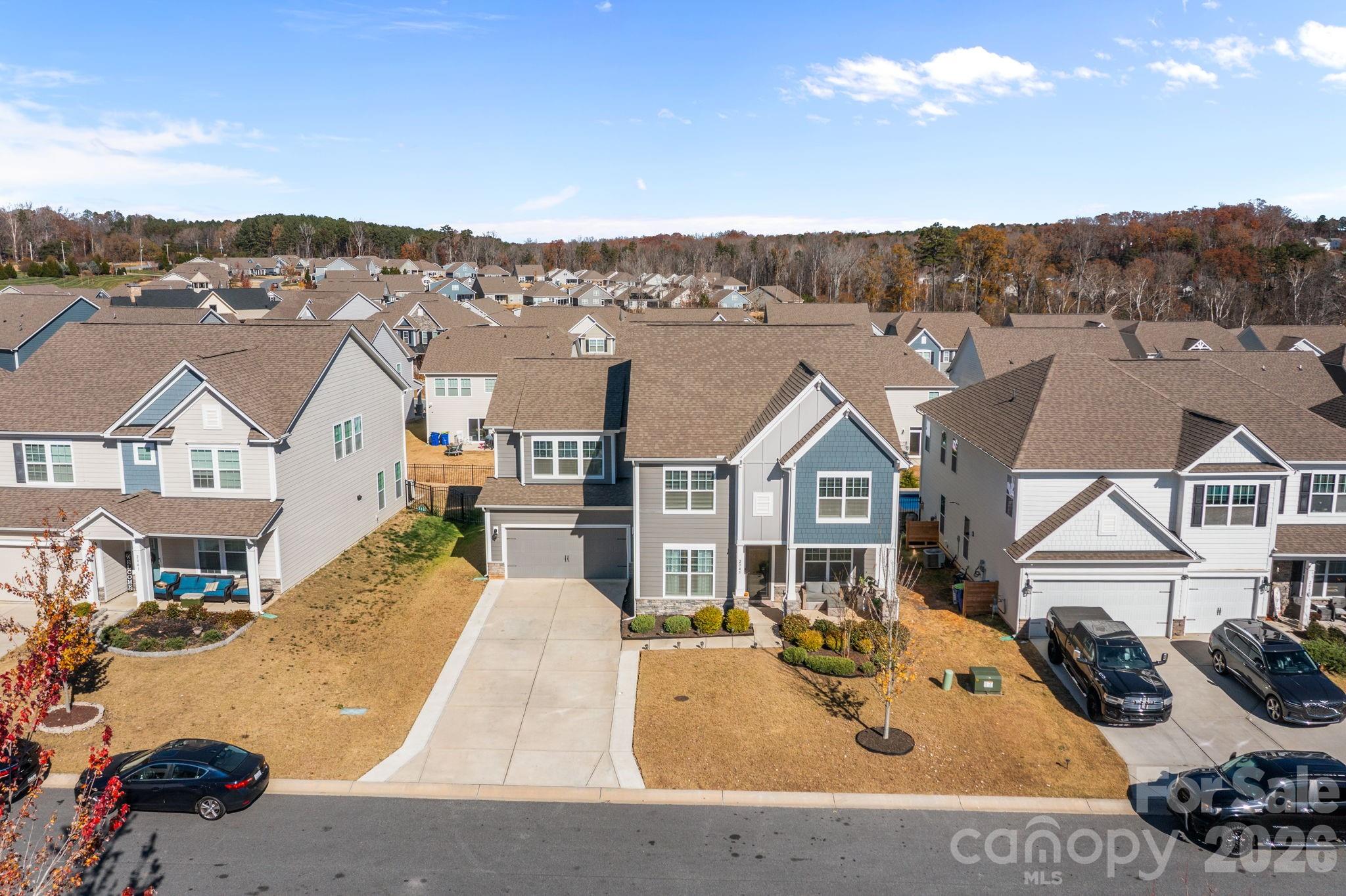 2045 Saddlebred Drive Property Photo 32