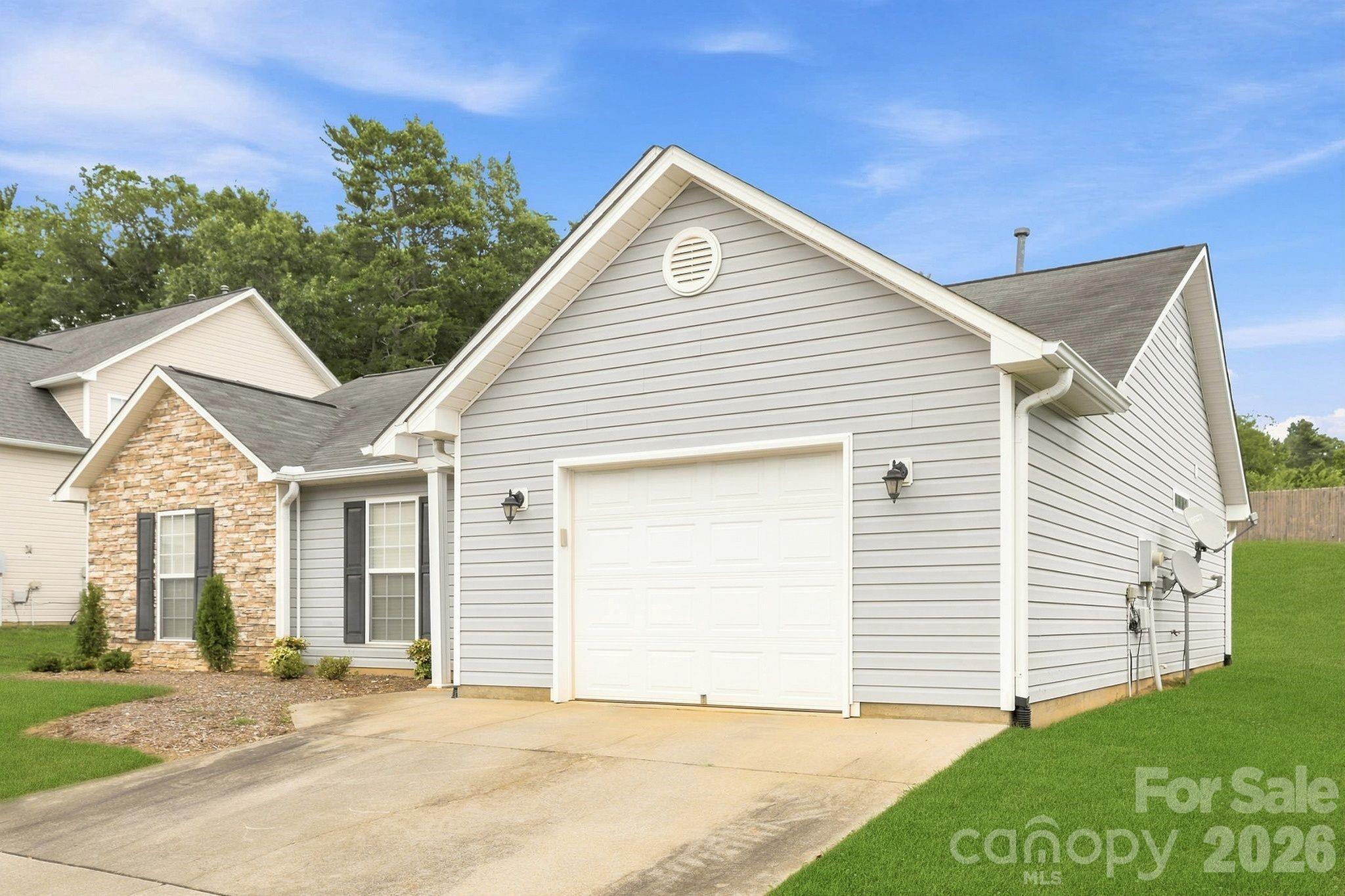 99 Yadkin Road Property Photo 34