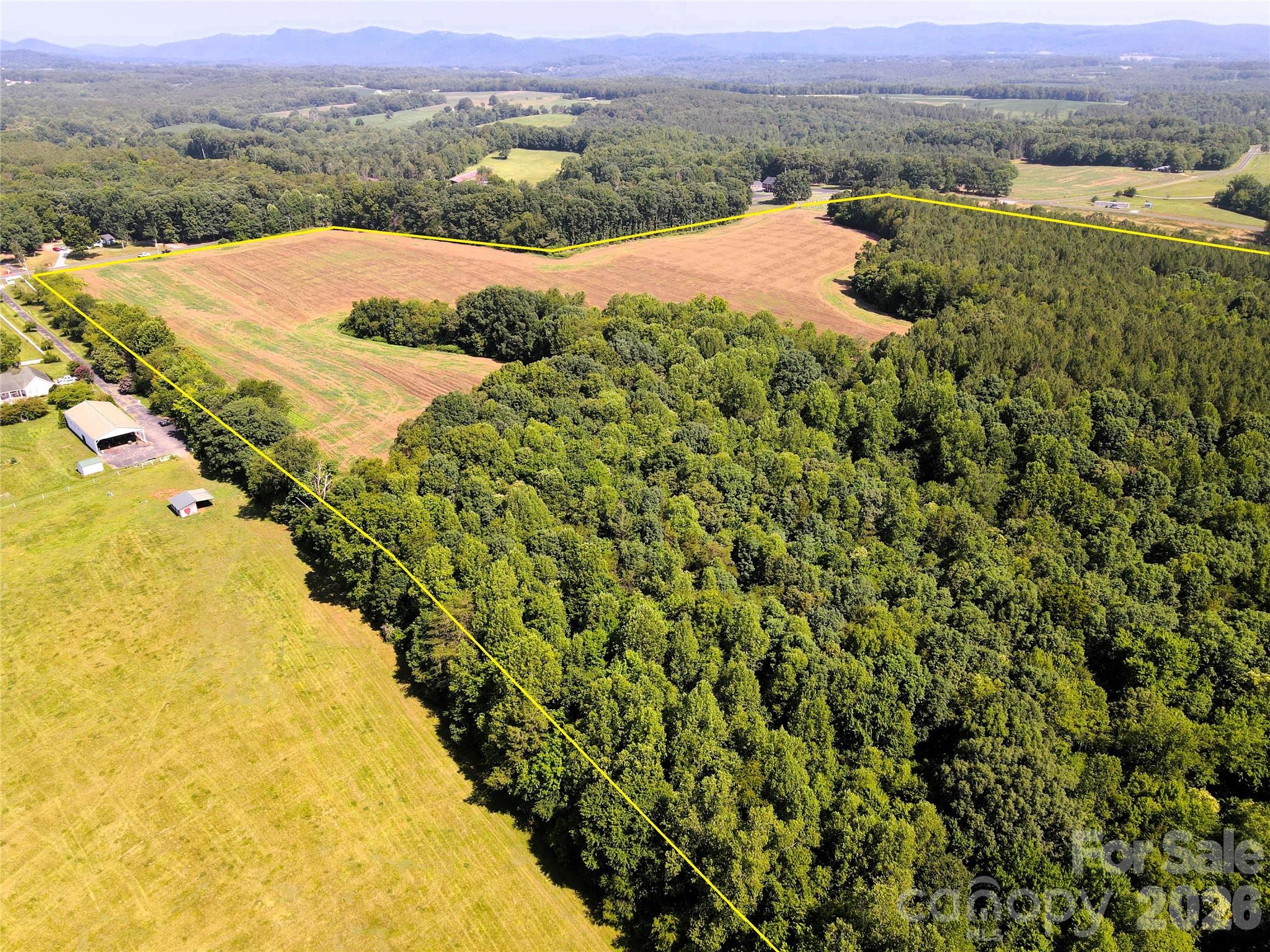 01 Grassy Knob Road Property Photo 1
