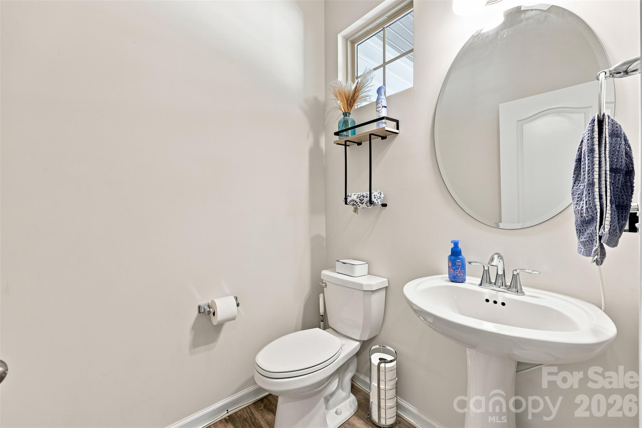 347 Kennebel Place Property Photo 6