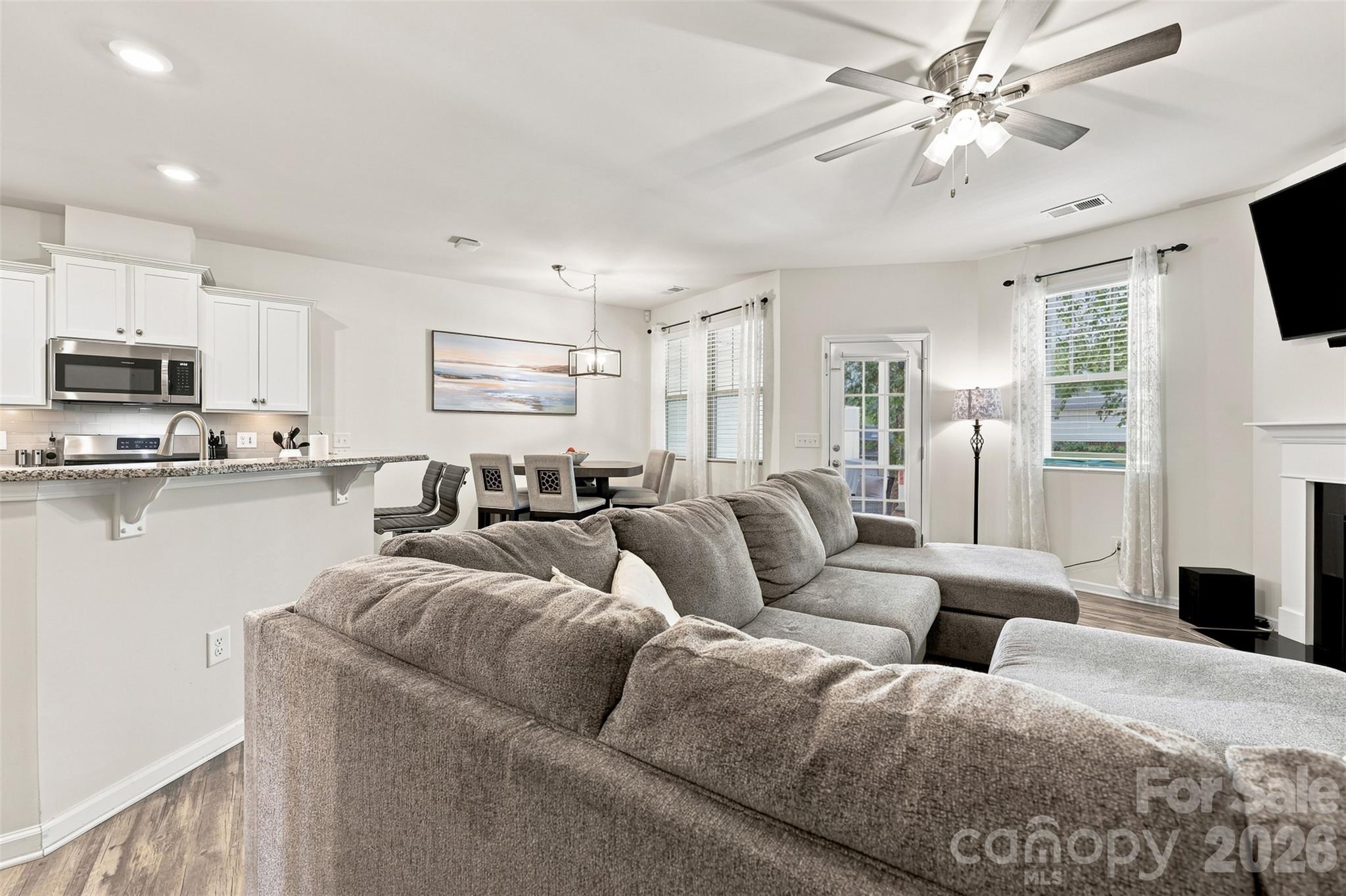347 Kennebel Place Property Photo 14