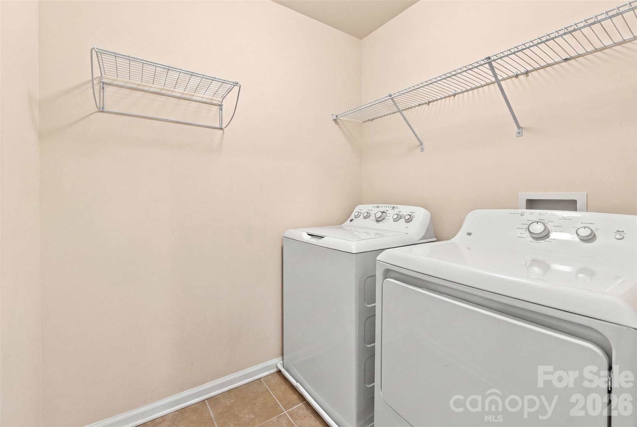 347 Kennebel Place Property Photo 23