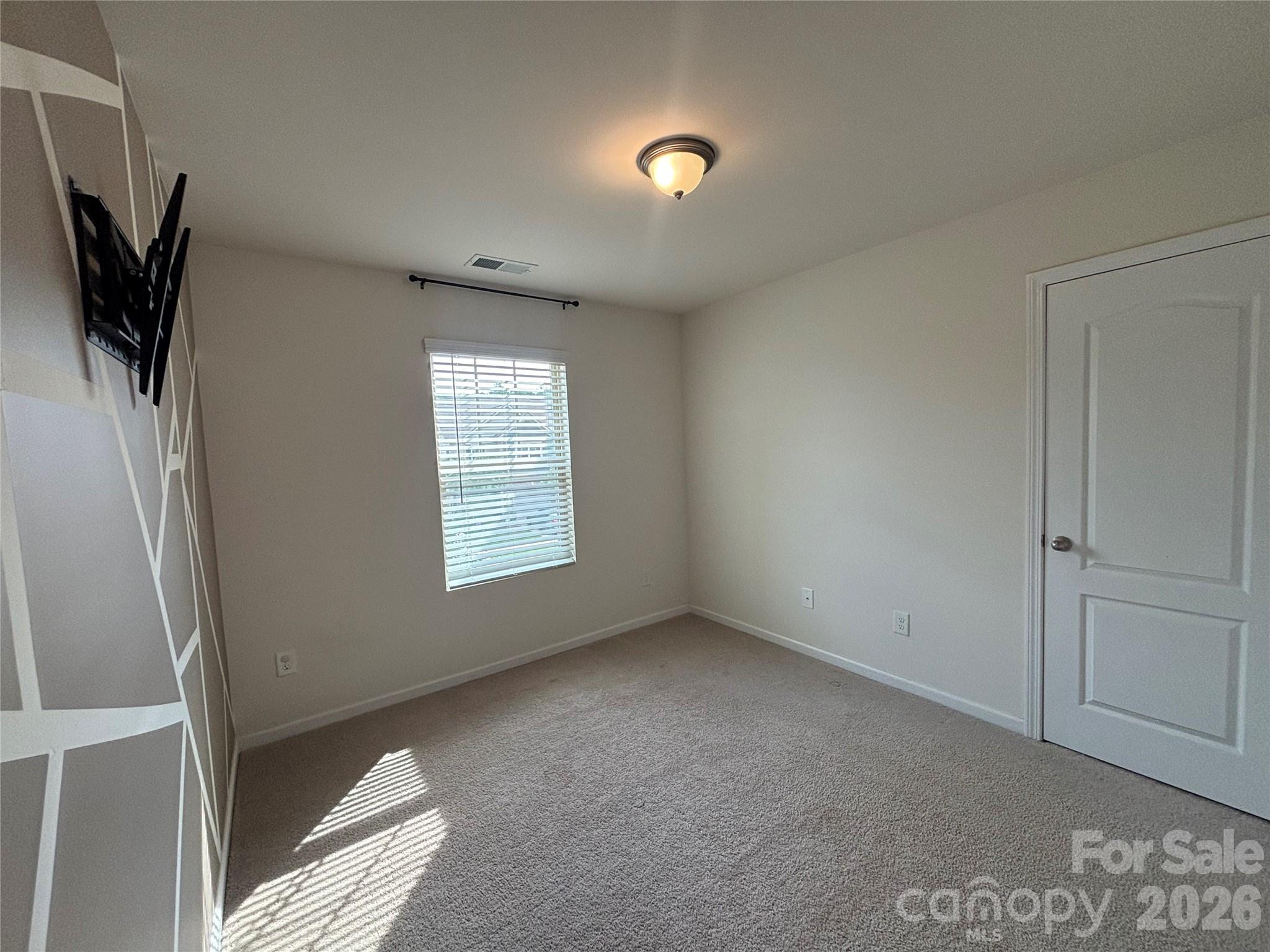 347 Kennebel Place Property Photo 25