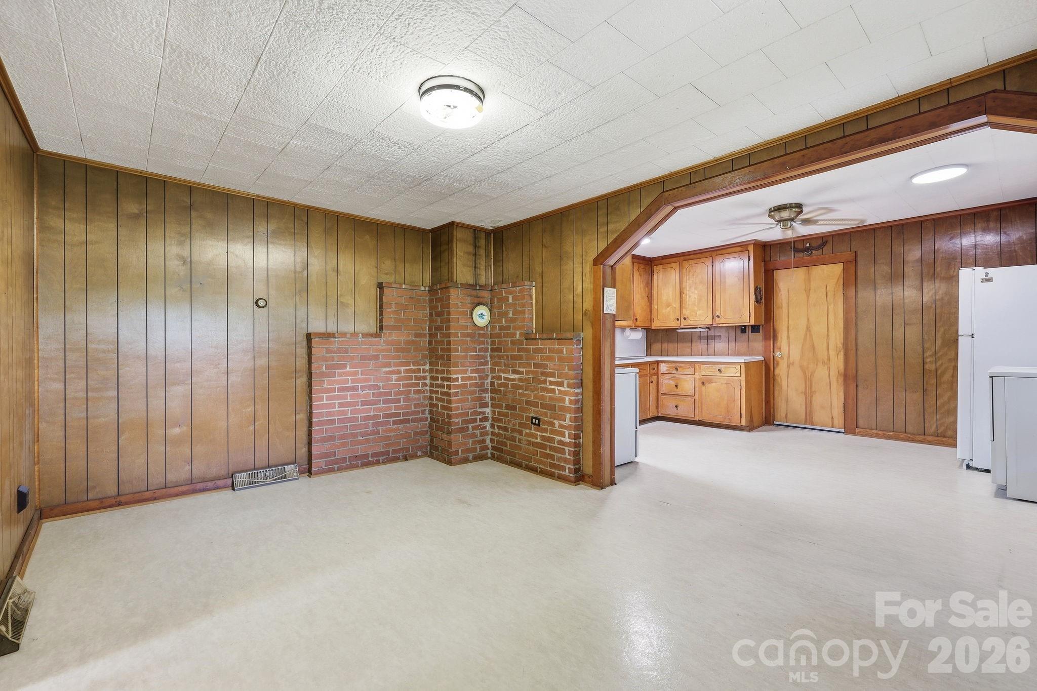 209 Virginia Avenue Property Photo 6