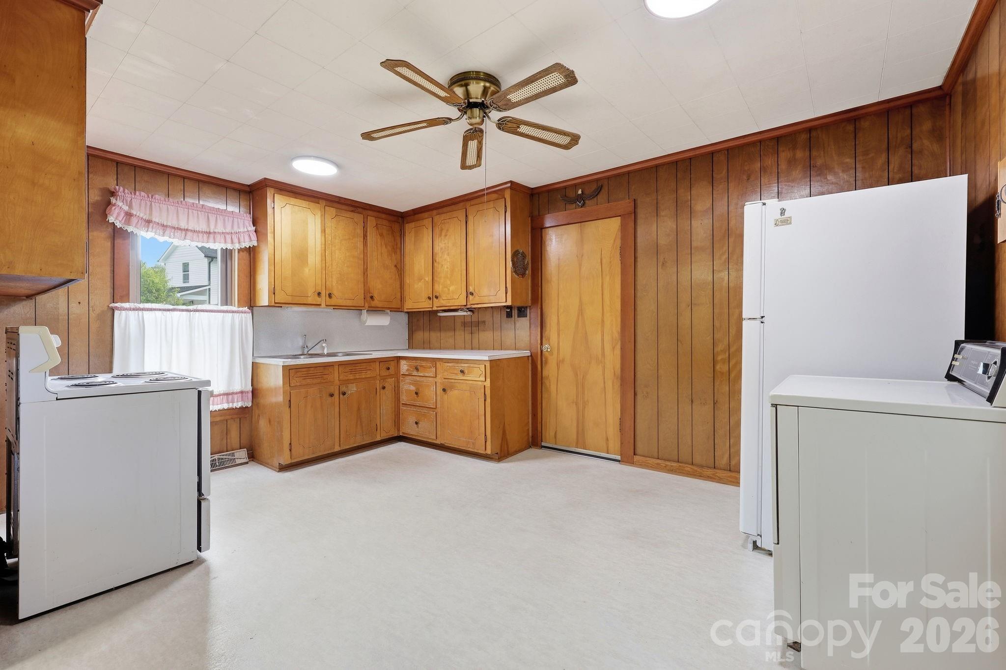 209 Virginia Avenue Property Photo 9