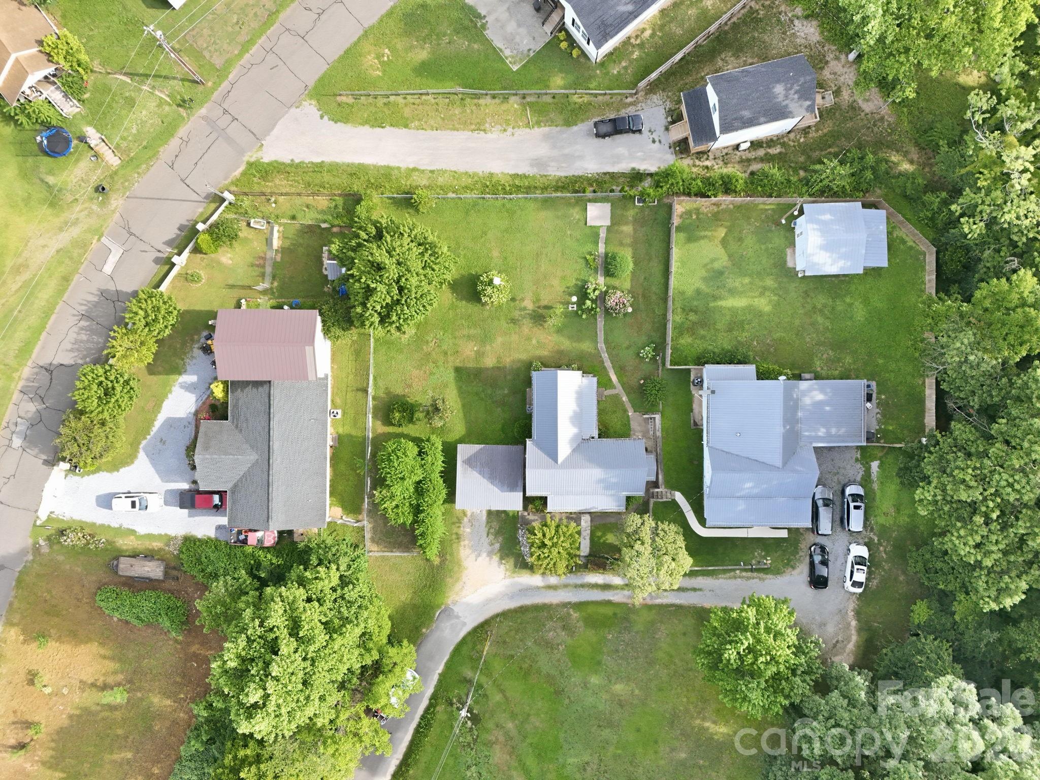 209 Virginia Avenue Property Photo 20