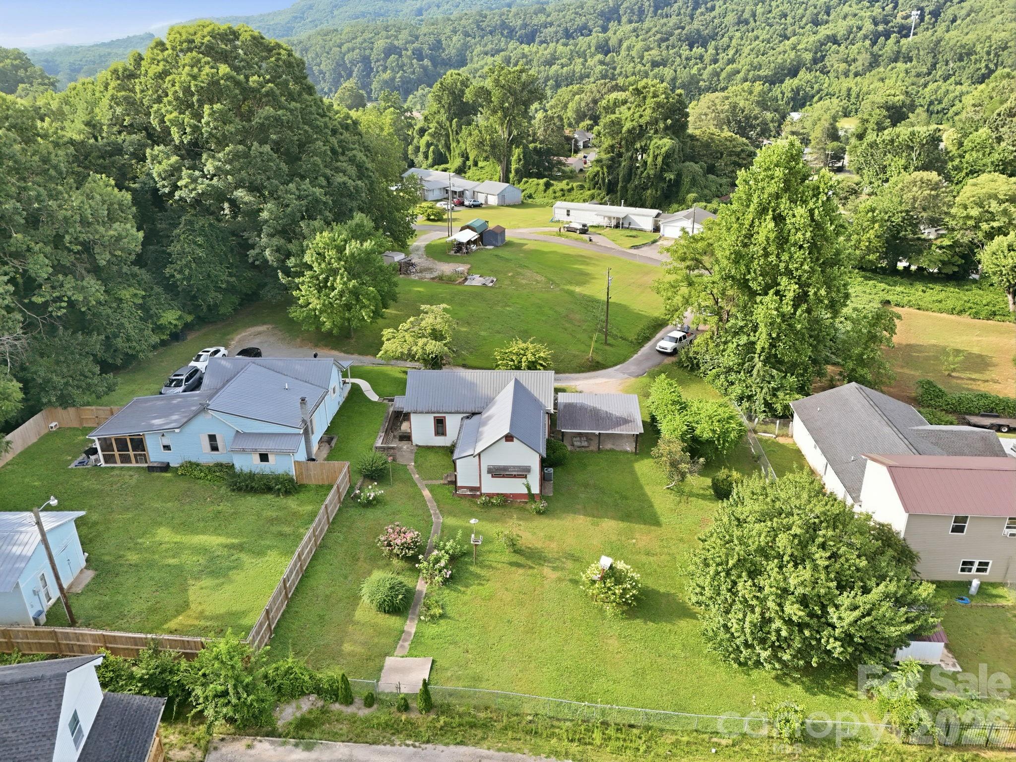 209 Virginia Avenue Property Photo 29