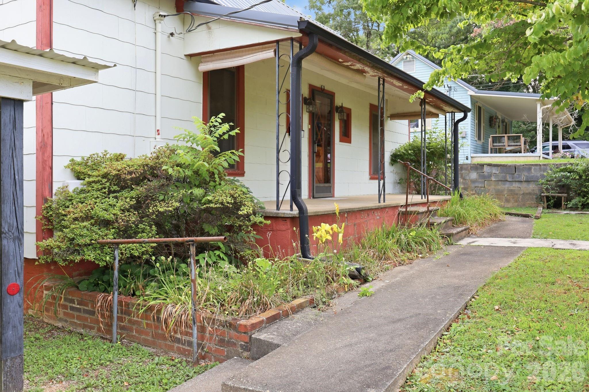 209 Virginia Avenue Property Photo 33