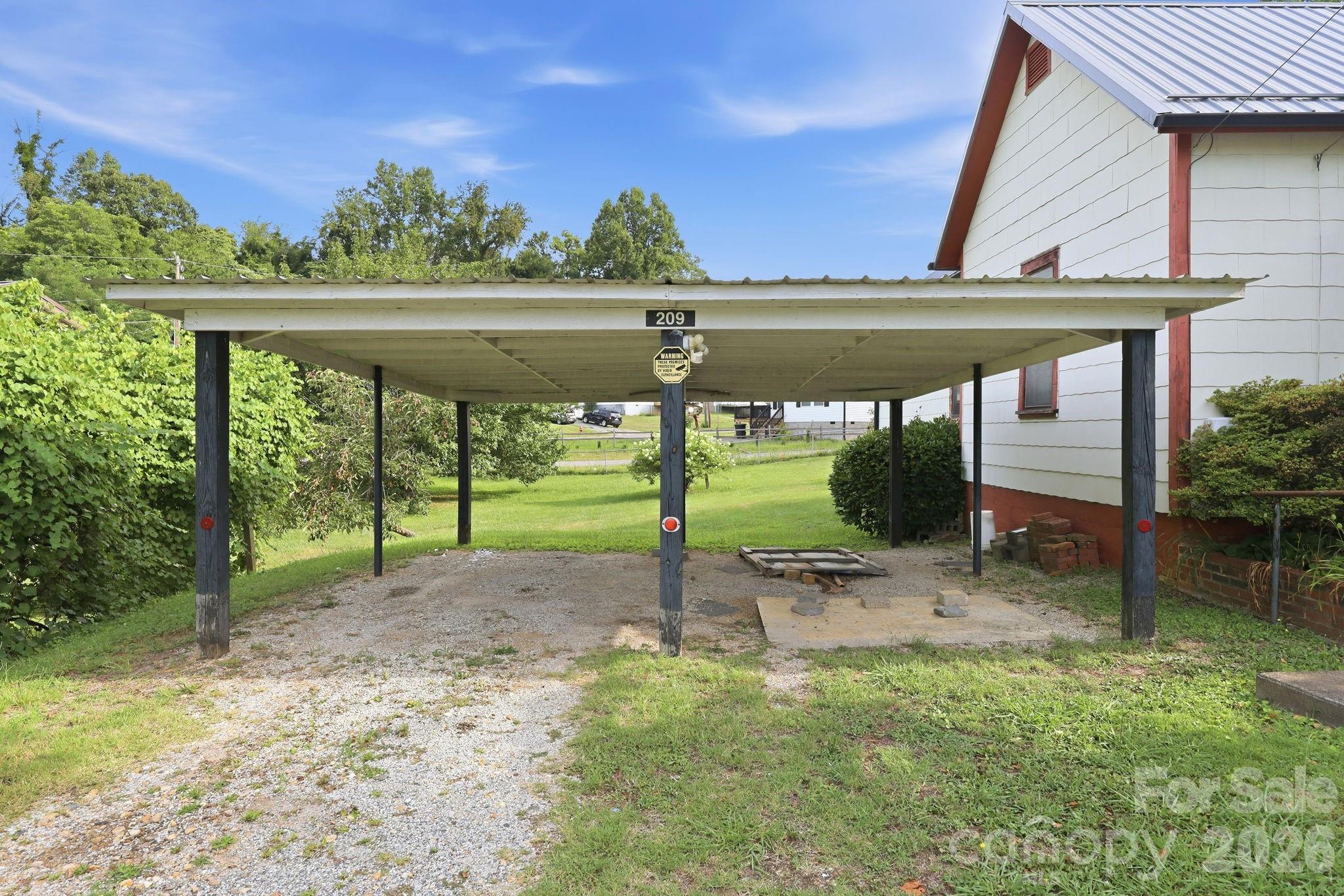 209 Virginia Avenue Property Photo 34