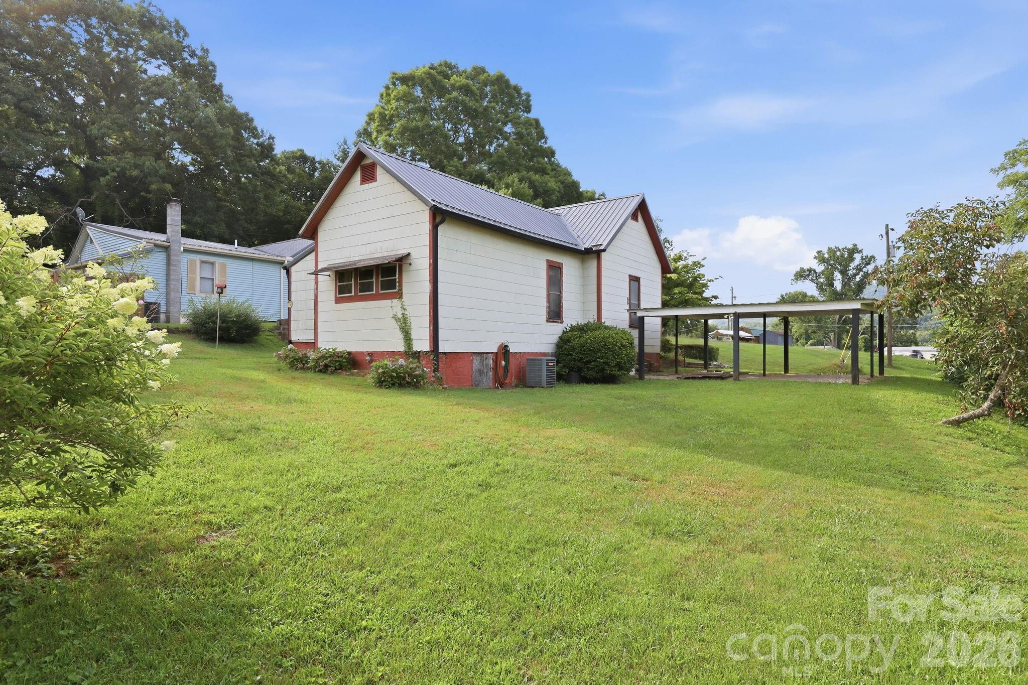 209 Virginia Avenue Property Photo 35