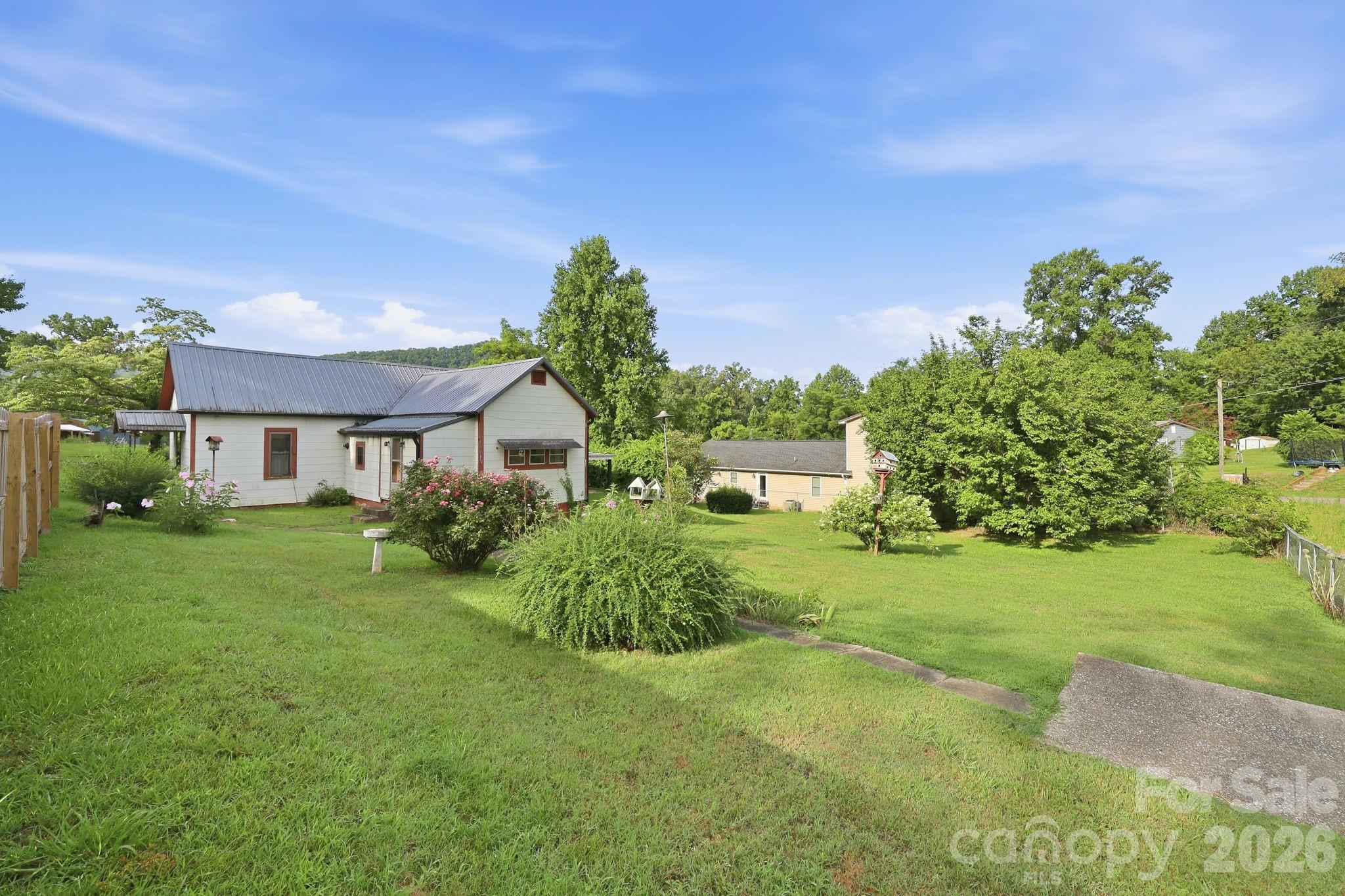 209 Virginia Avenue Property Photo 39