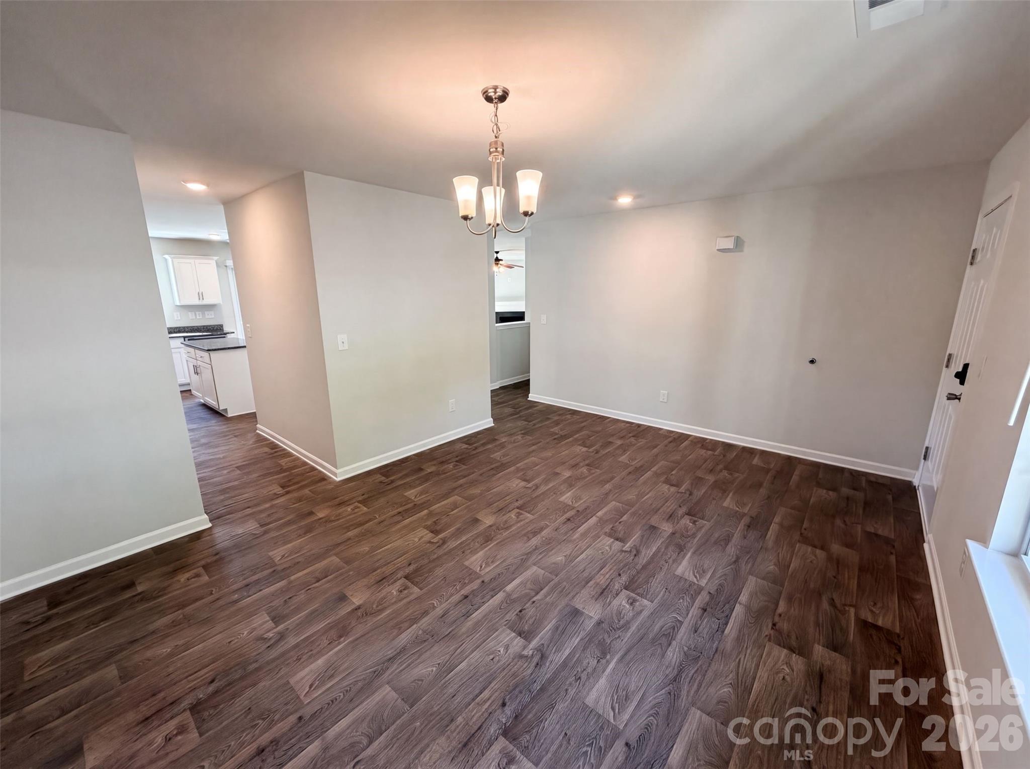 2014 Tarzi Lane Property Photo 7