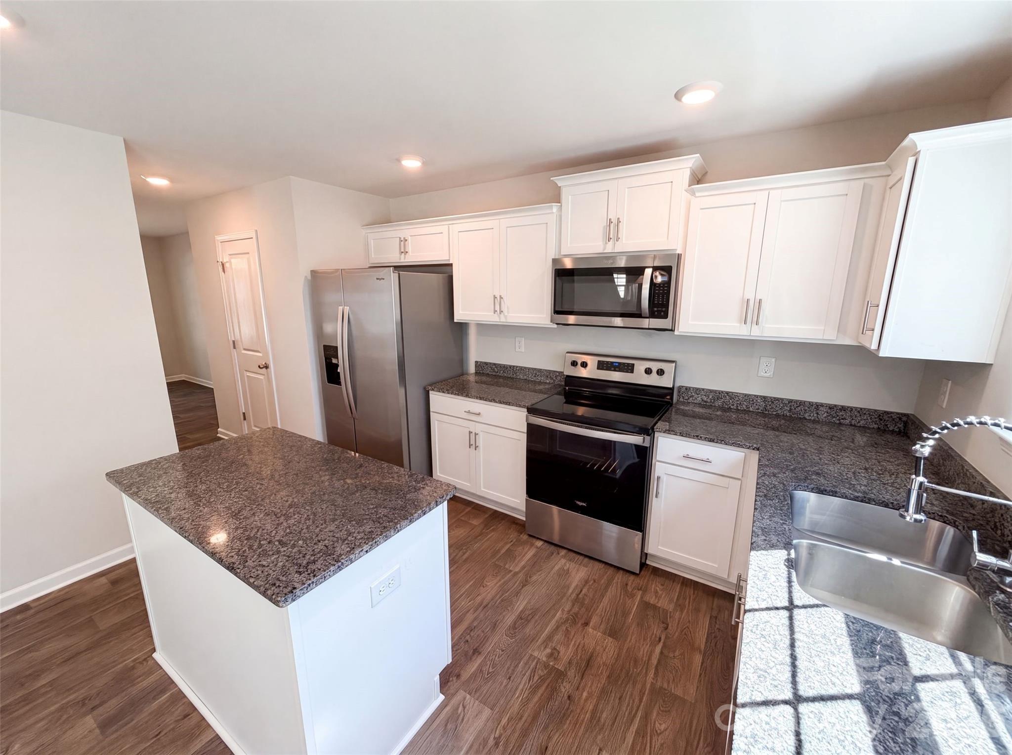 2014 Tarzi Lane Property Photo 10