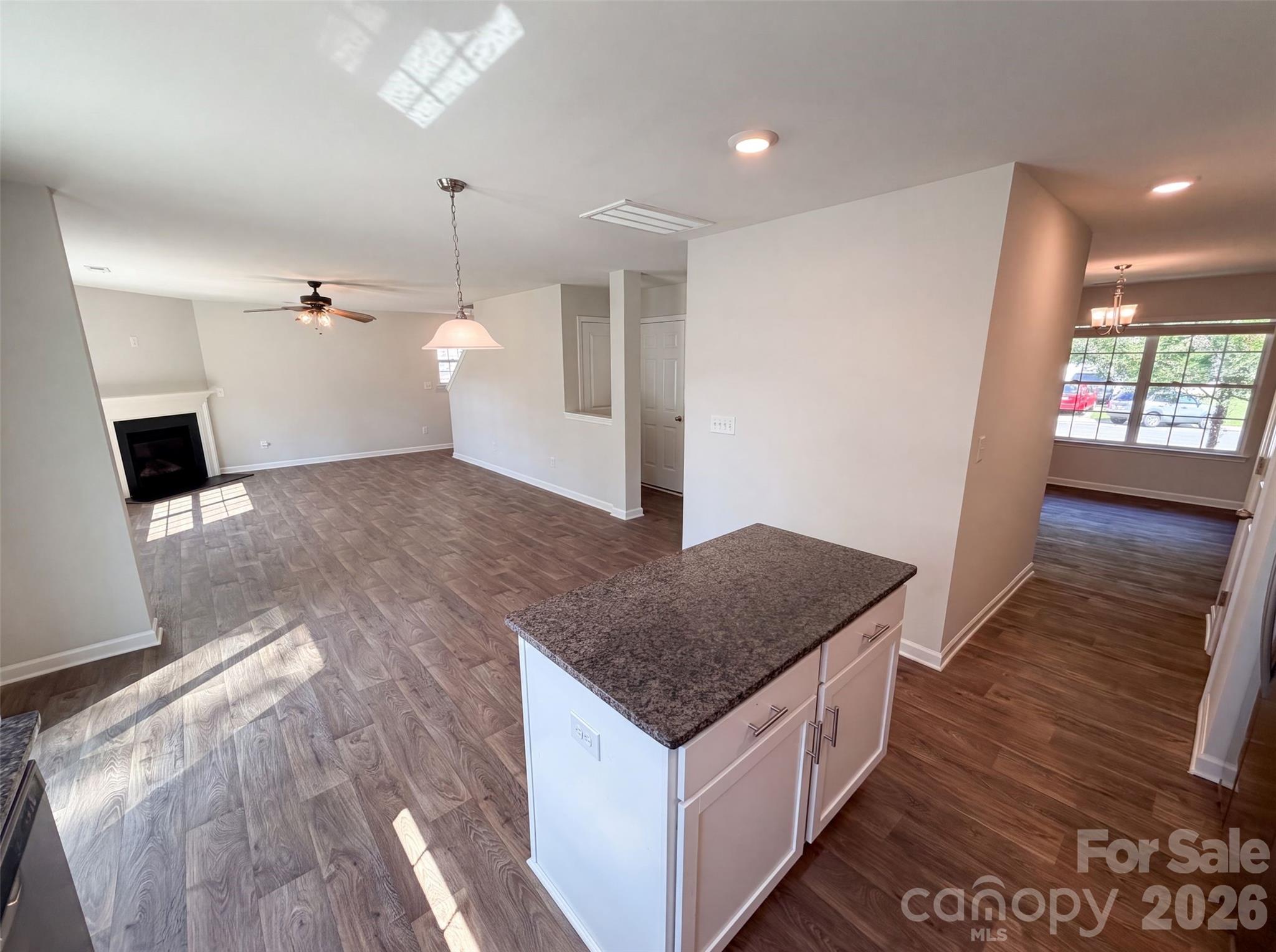2014 Tarzi Lane Property Photo 11