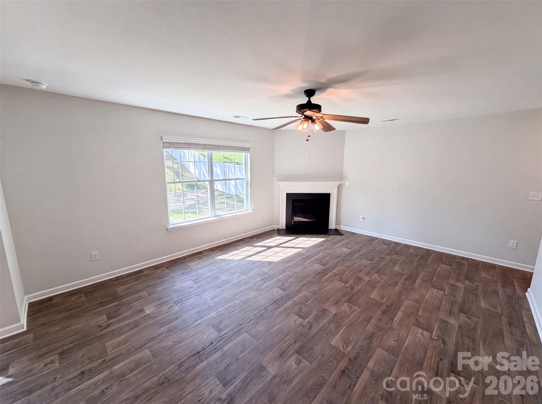 2014 Tarzi Lane Property Photo 12
