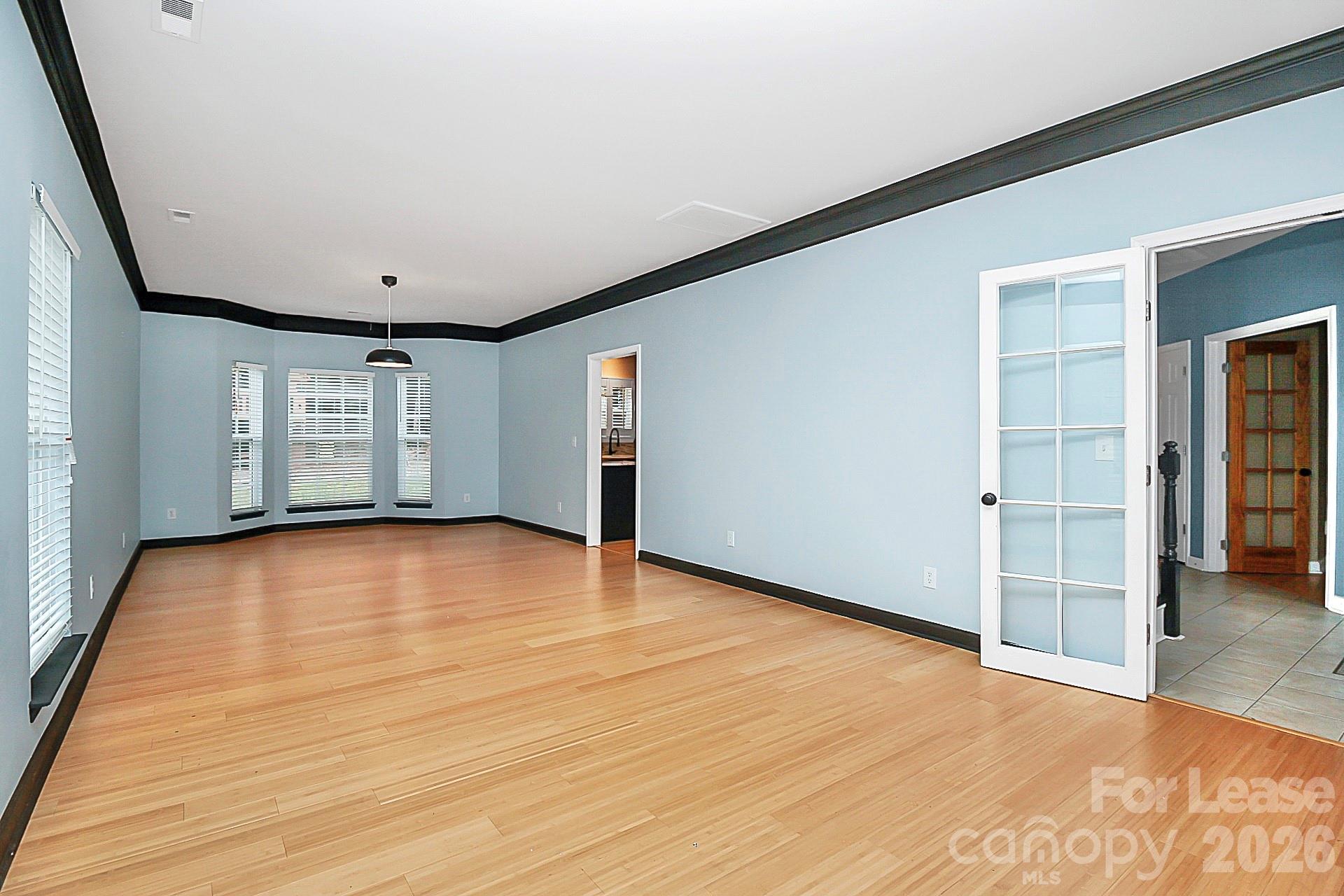 3415 Fallowbrook Forest Drive Property Photo 8