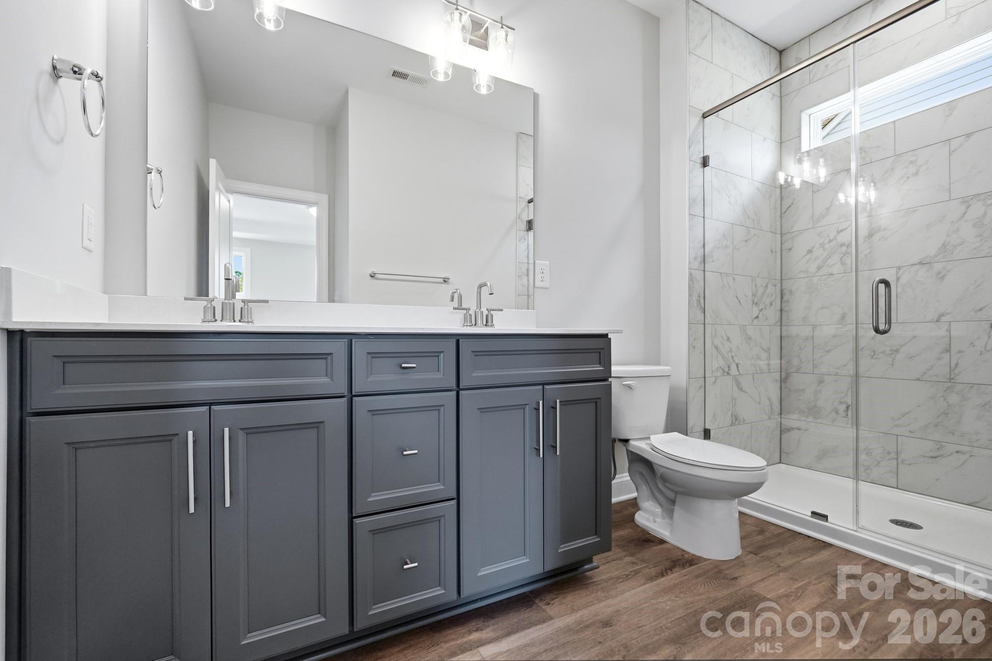109 Spring Hollow Property Photo 11
