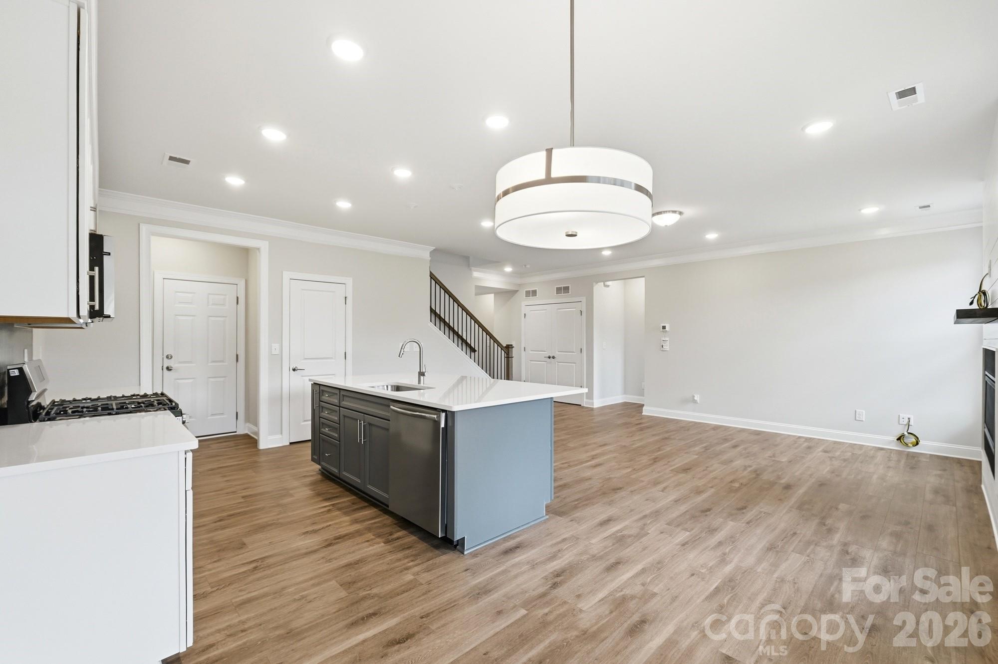 109 Spring Hollow Property Photo 14