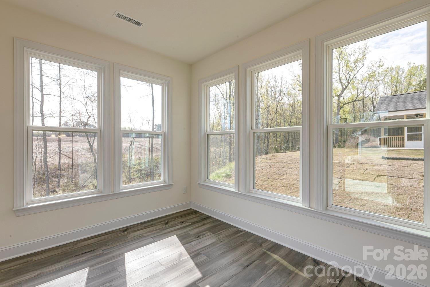 109 Spring Hollow Property Photo 18