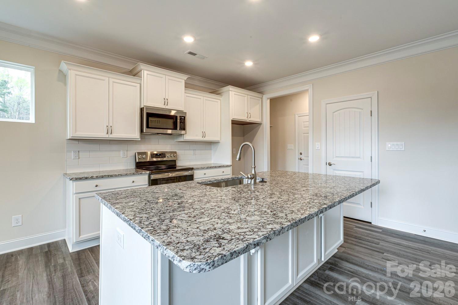 109 Spring Hollow Property Photo 19