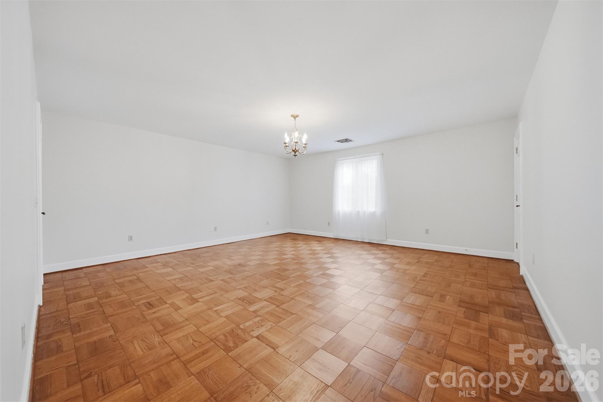 2373 Wilkesboro Boulevard Property Photo 25