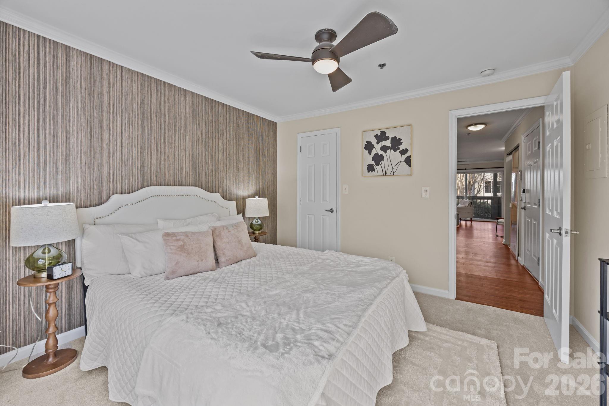 525 N Graham Street 2e Property Photo 11