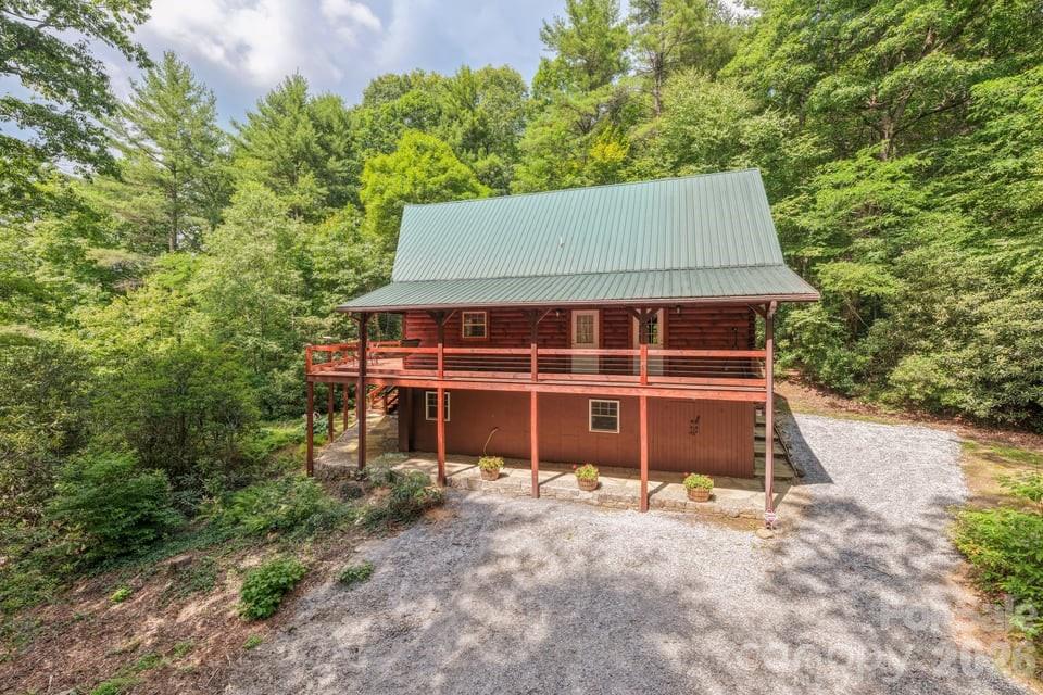 4435 Flat Mountain Road Property Photo 2