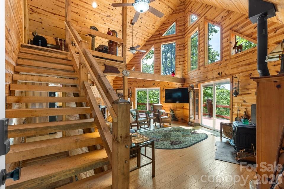 4435 Flat Mountain Road Property Photo 3