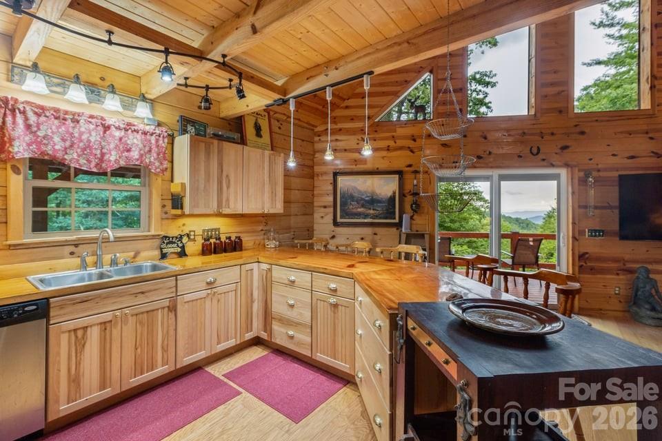4435 Flat Mountain Road Property Photo 8
