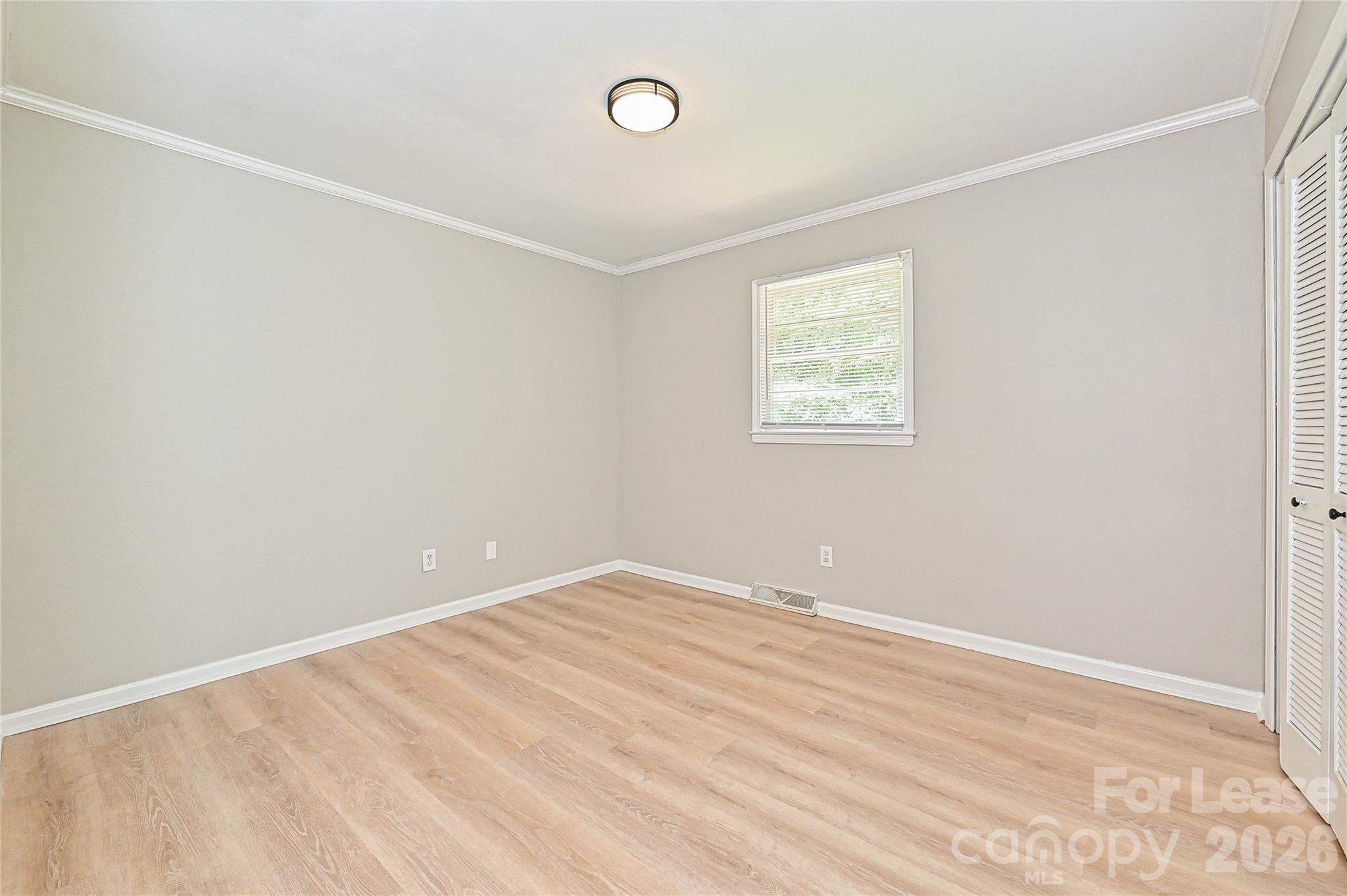 321 Hamilton Drive Property Photo 13