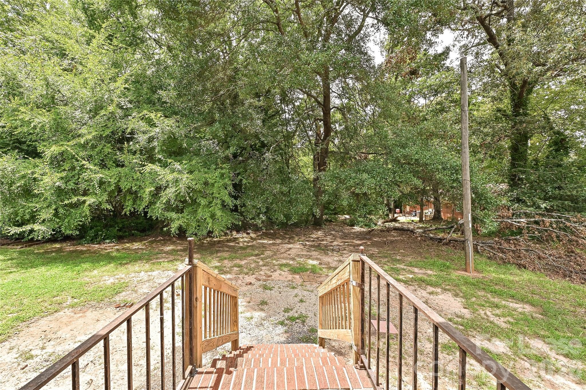 321 Hamilton Drive Property Photo 16