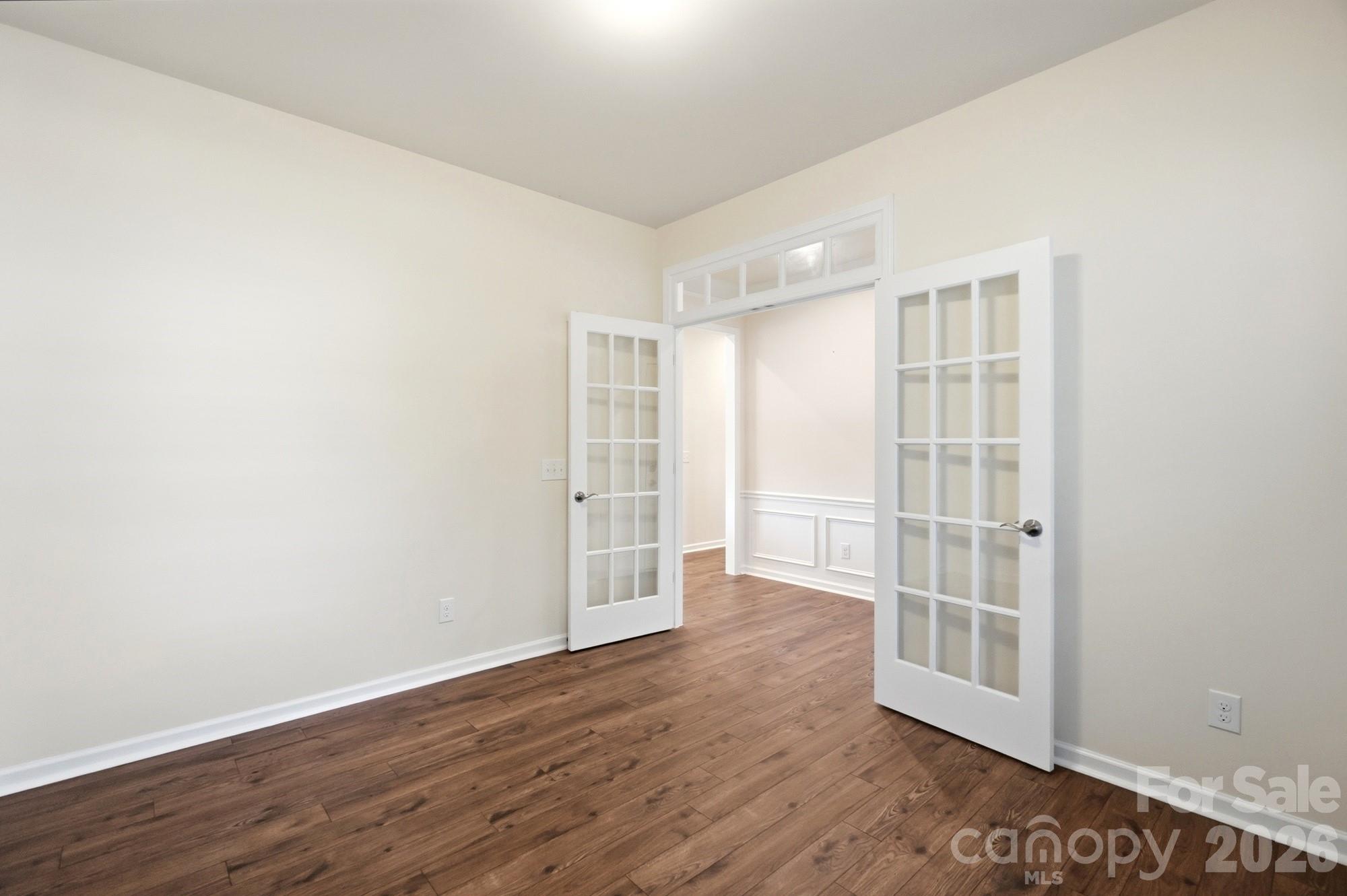 1620 Red Leaf Drive Property Photo 7