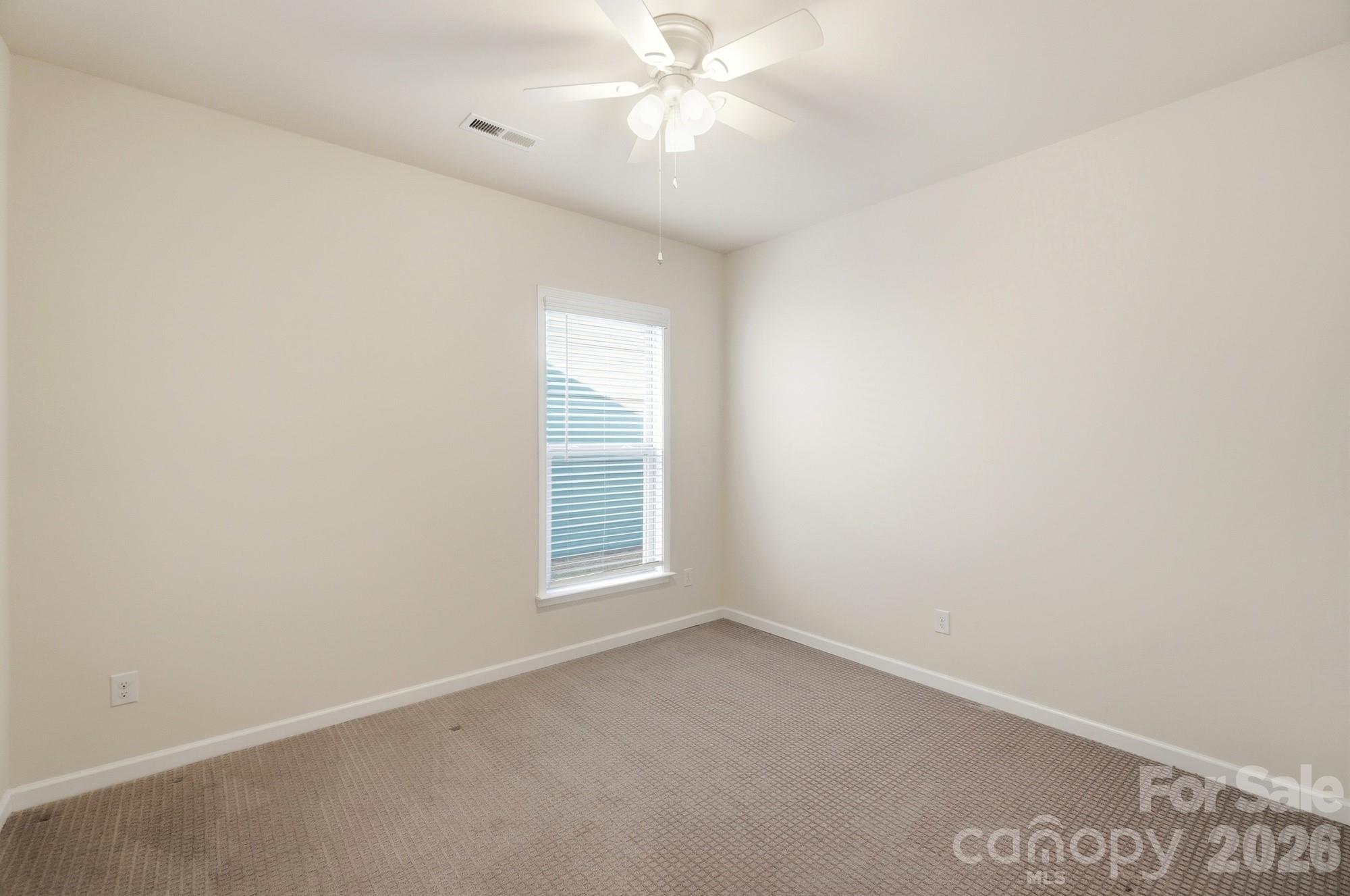 1620 Red Leaf Drive Property Photo 31