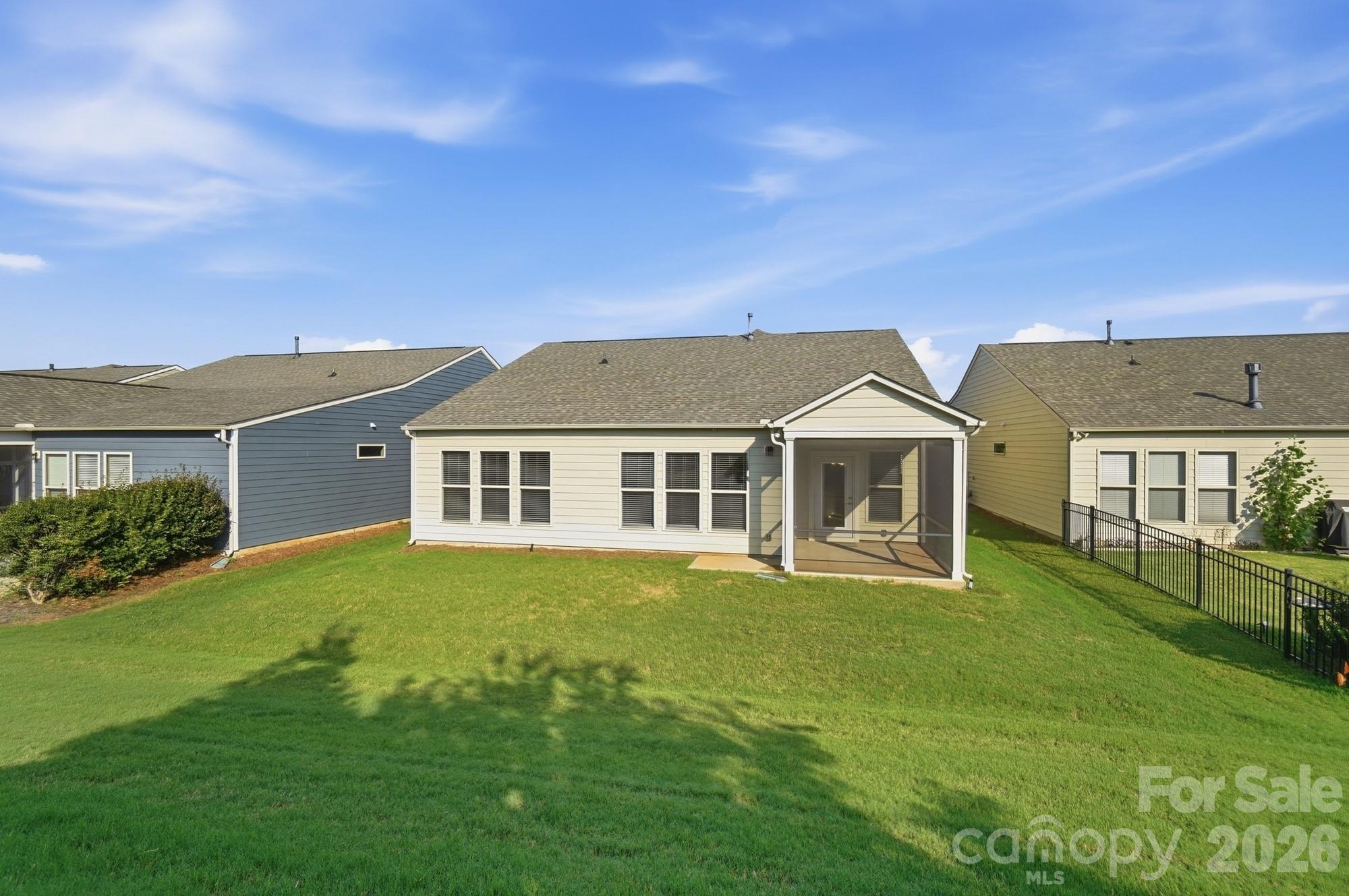 1620 Red Leaf Drive Property Photo 45
