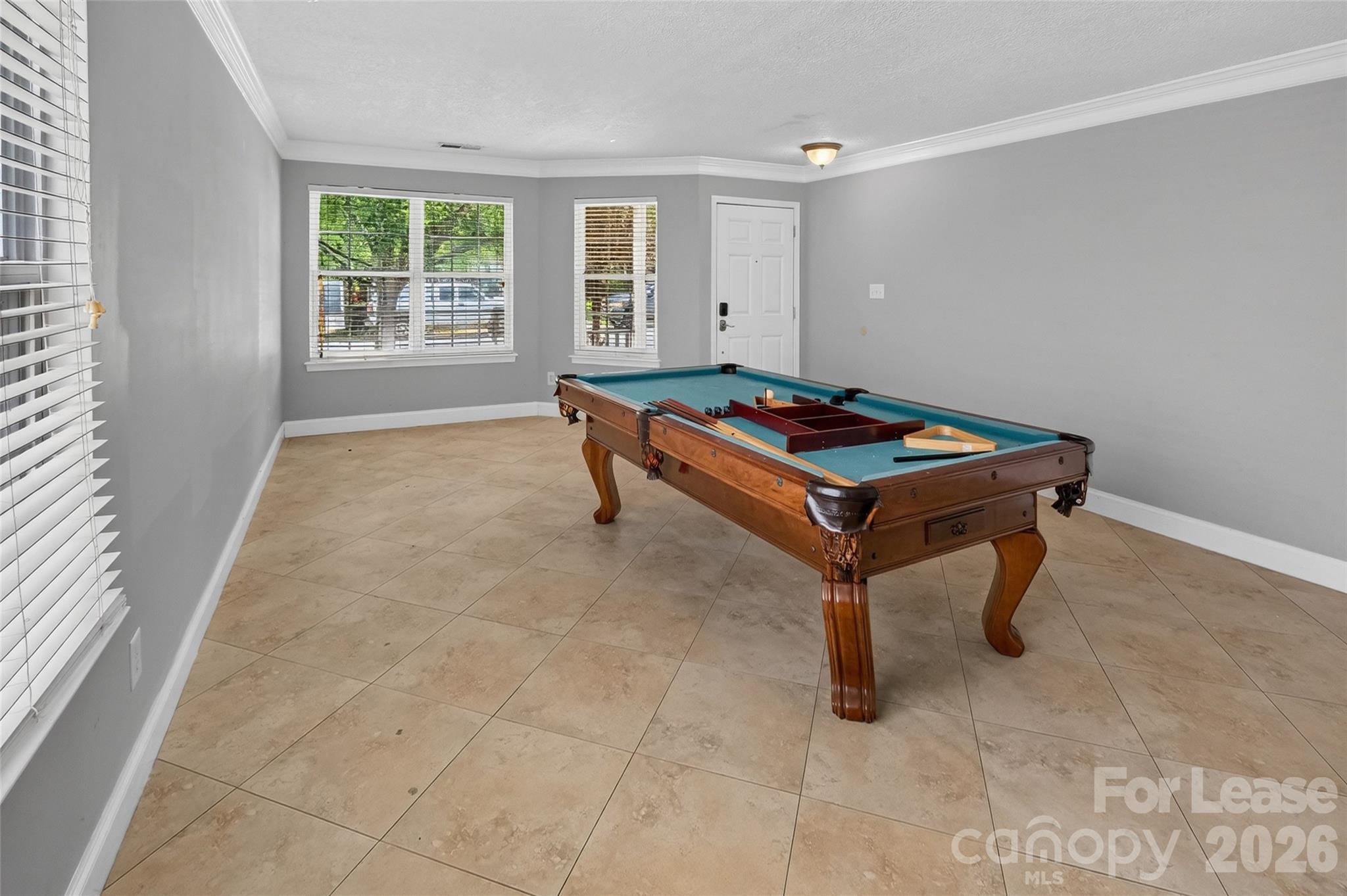 10745 Glenluce Avenue Property Photo 4