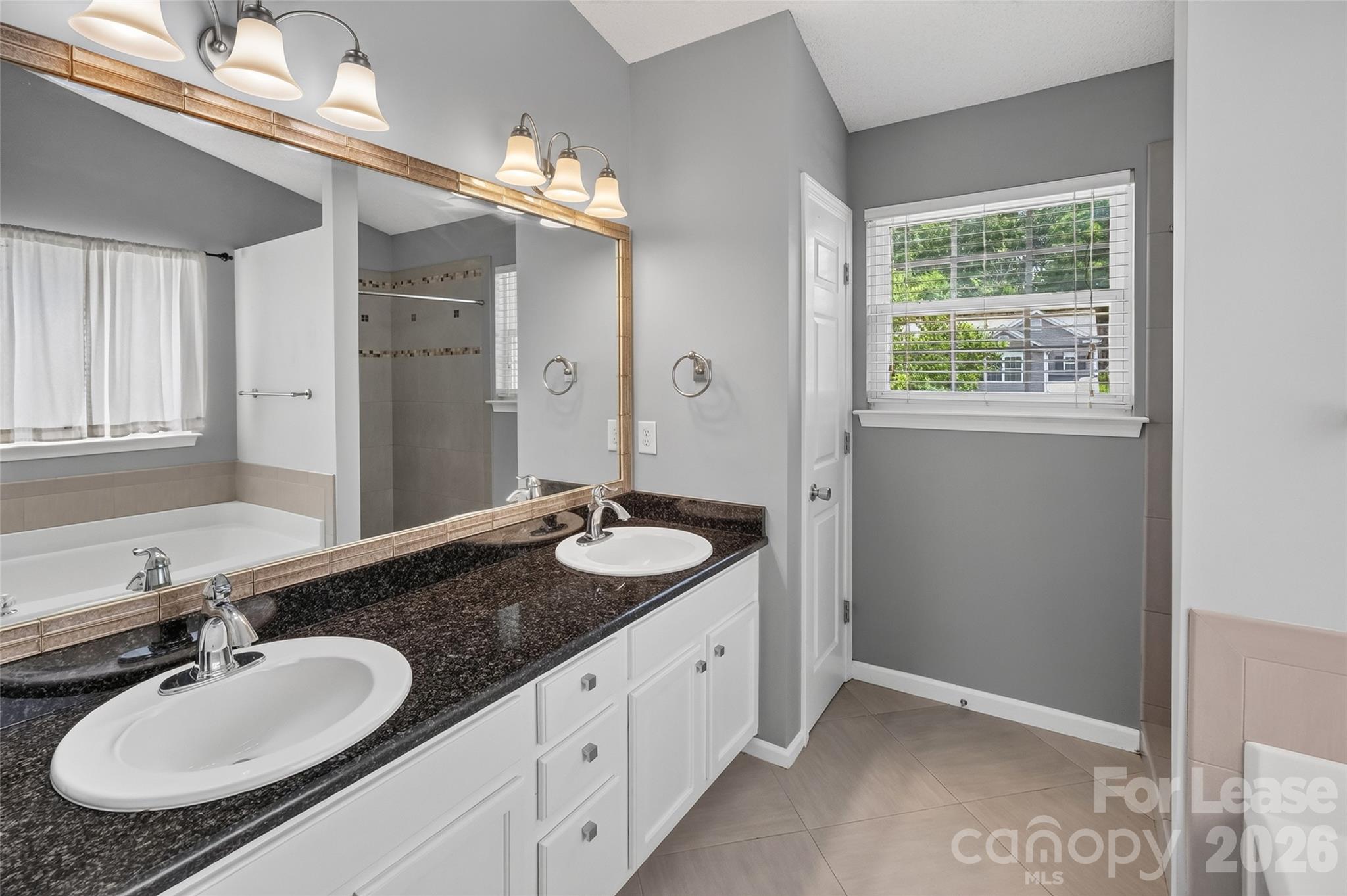 10745 Glenluce Avenue Property Photo 18