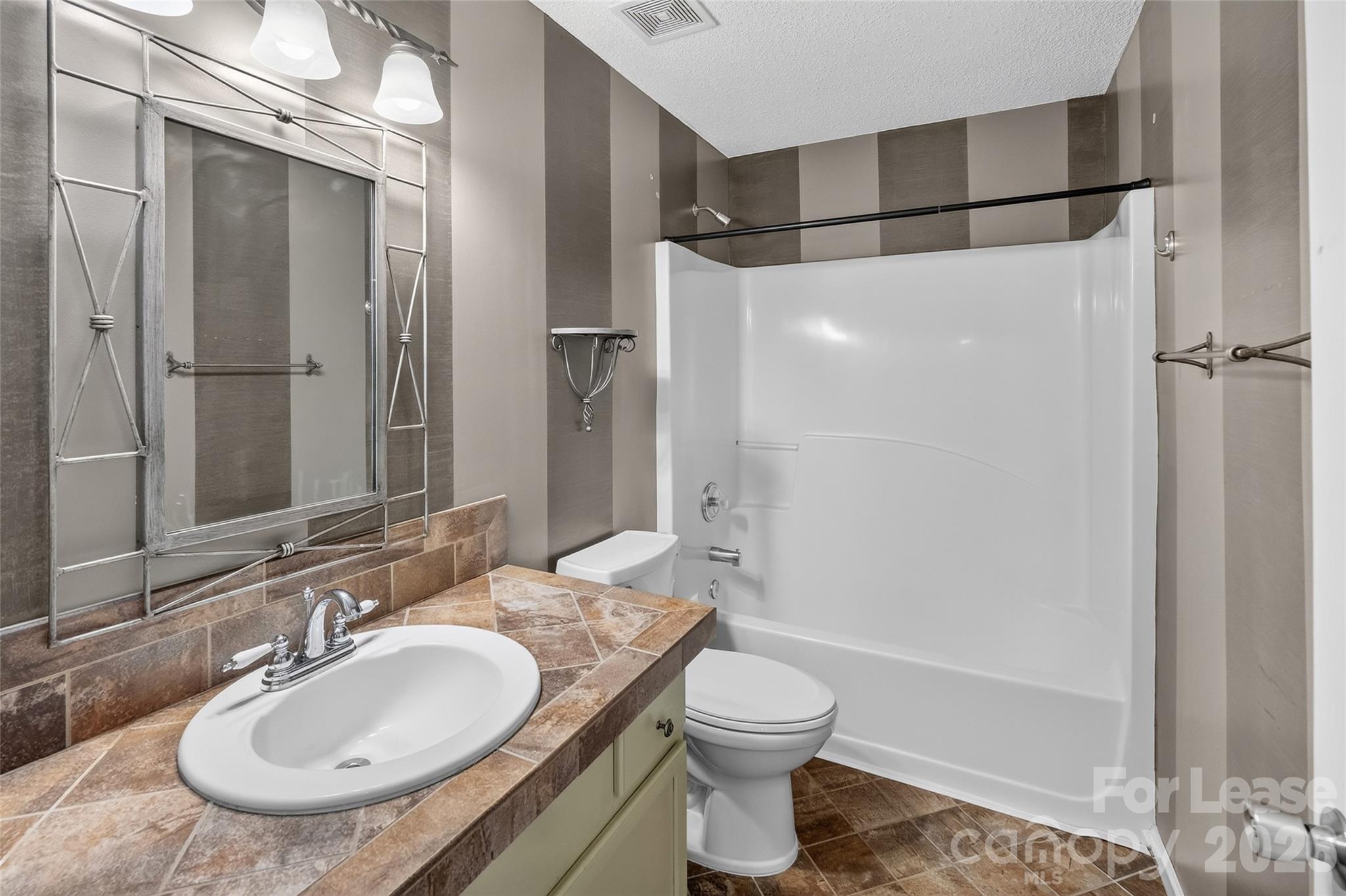 10745 Glenluce Avenue Property Photo 22