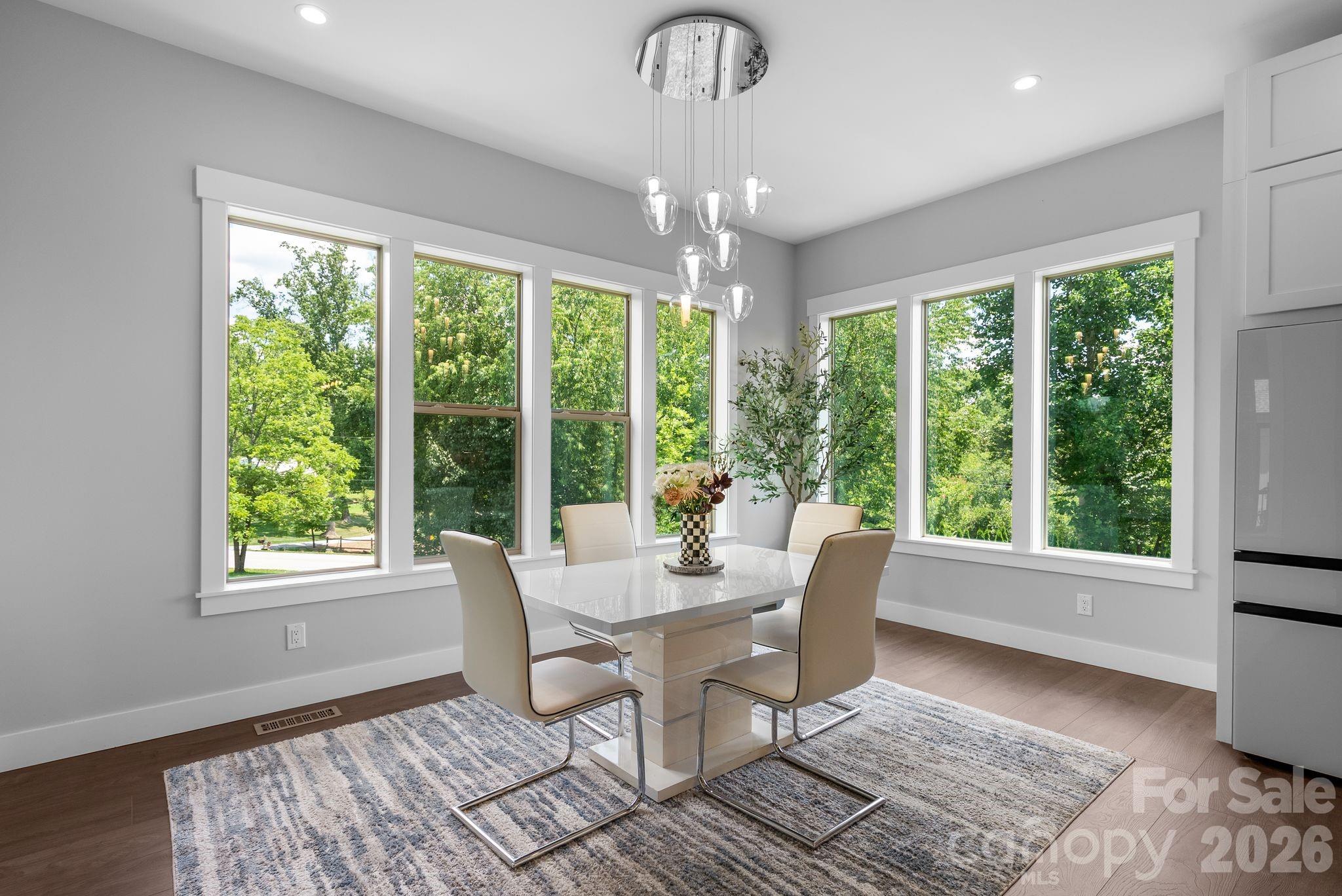 549 Daniel Circle Drive Property Photo 10