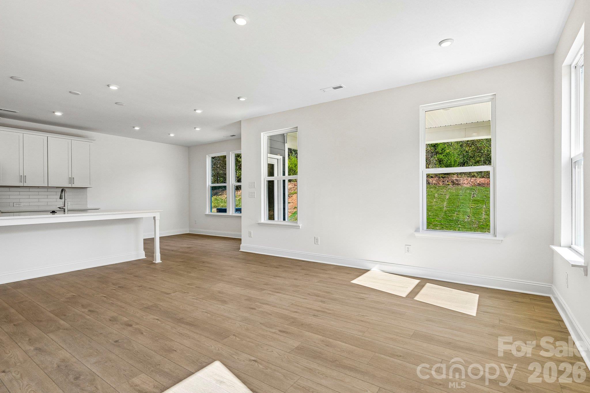 123 Plover Lane Property Photo 11