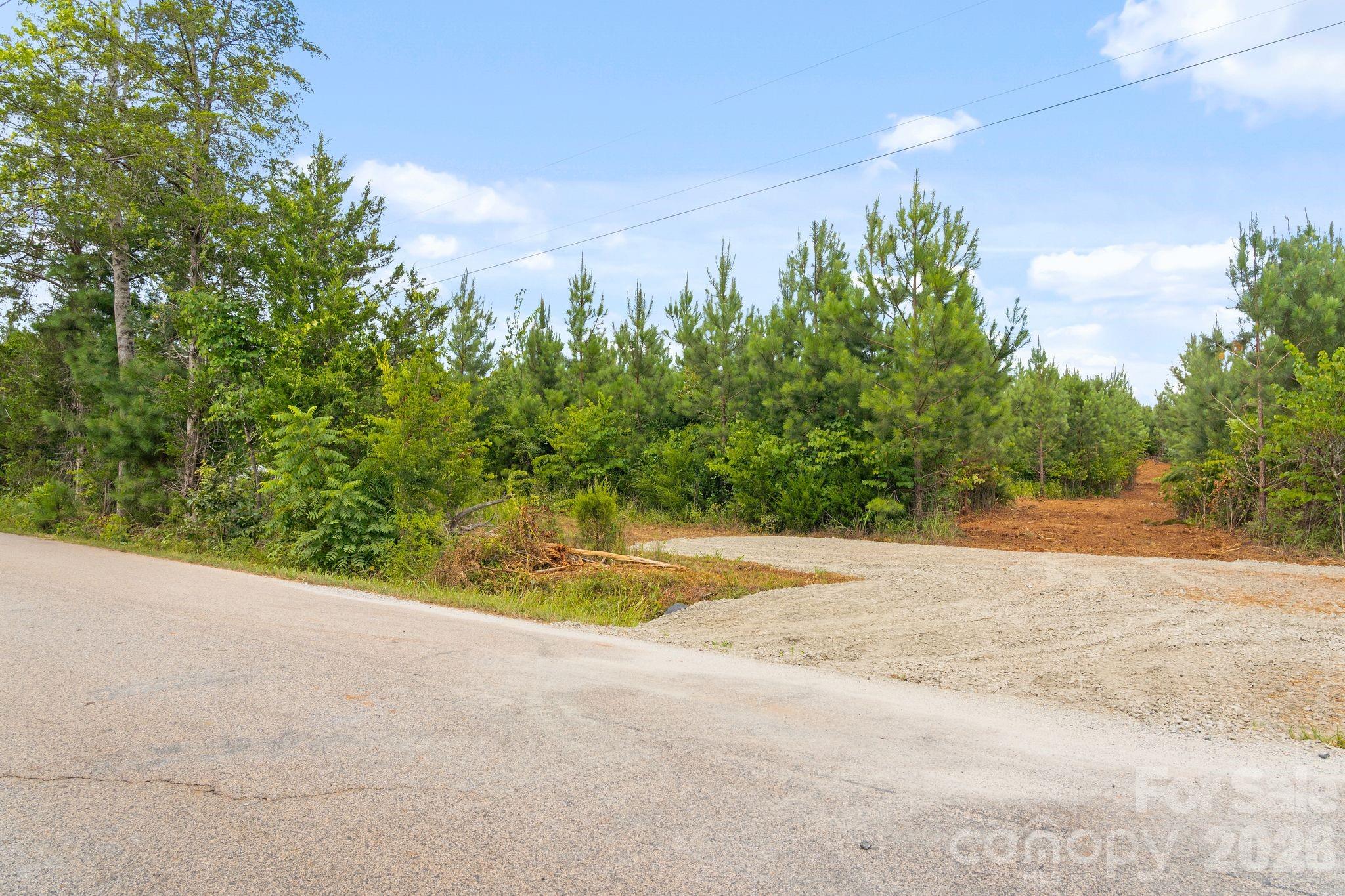 000 Blanton Road 2 Property Photo 16